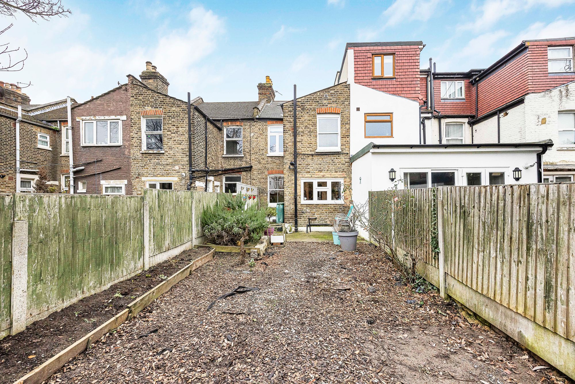 2 bed terraced house for sale in Adelaide Road, London  - Property Image 14