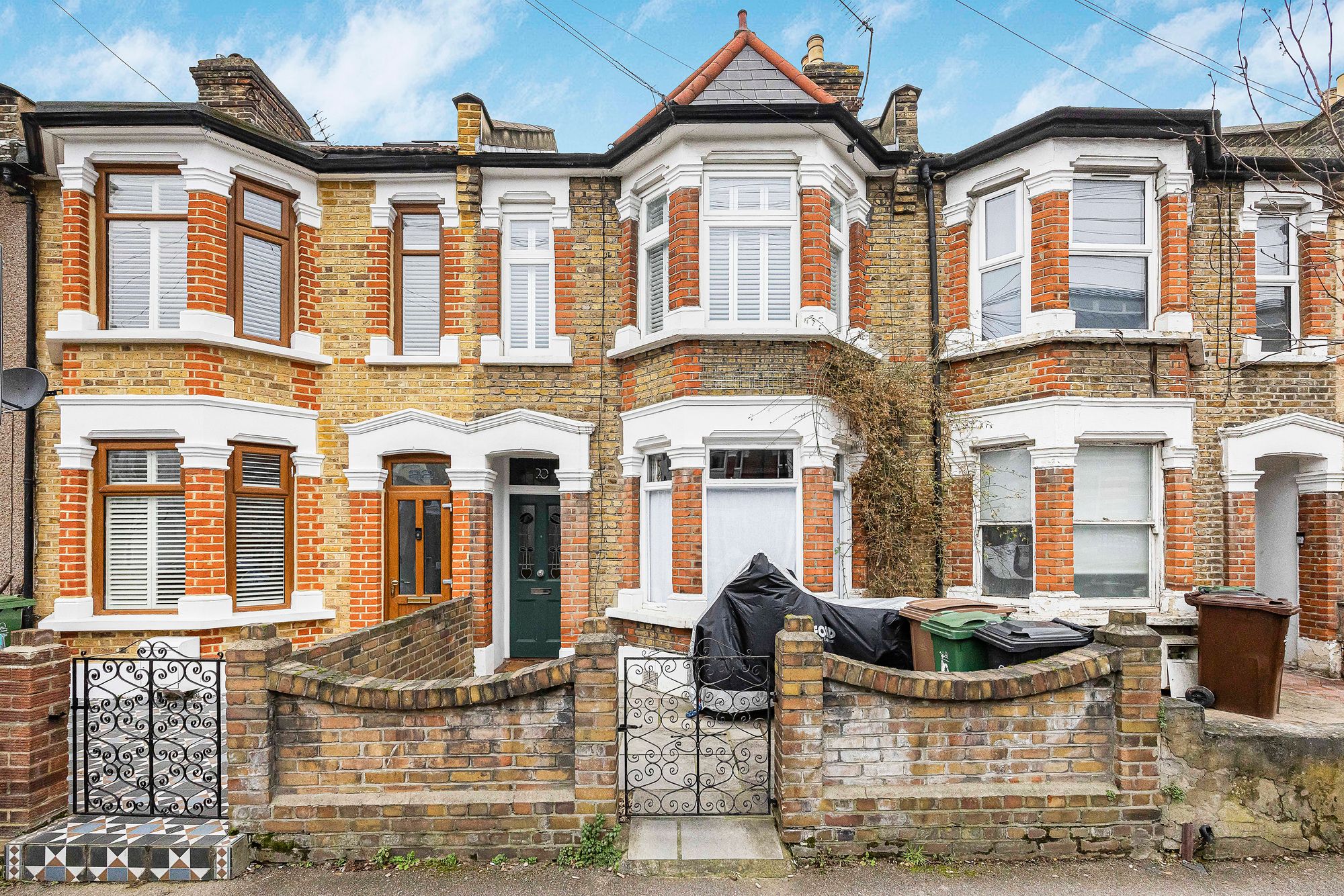 2 bed terraced house for sale in Adelaide Road, London  - Property Image 1