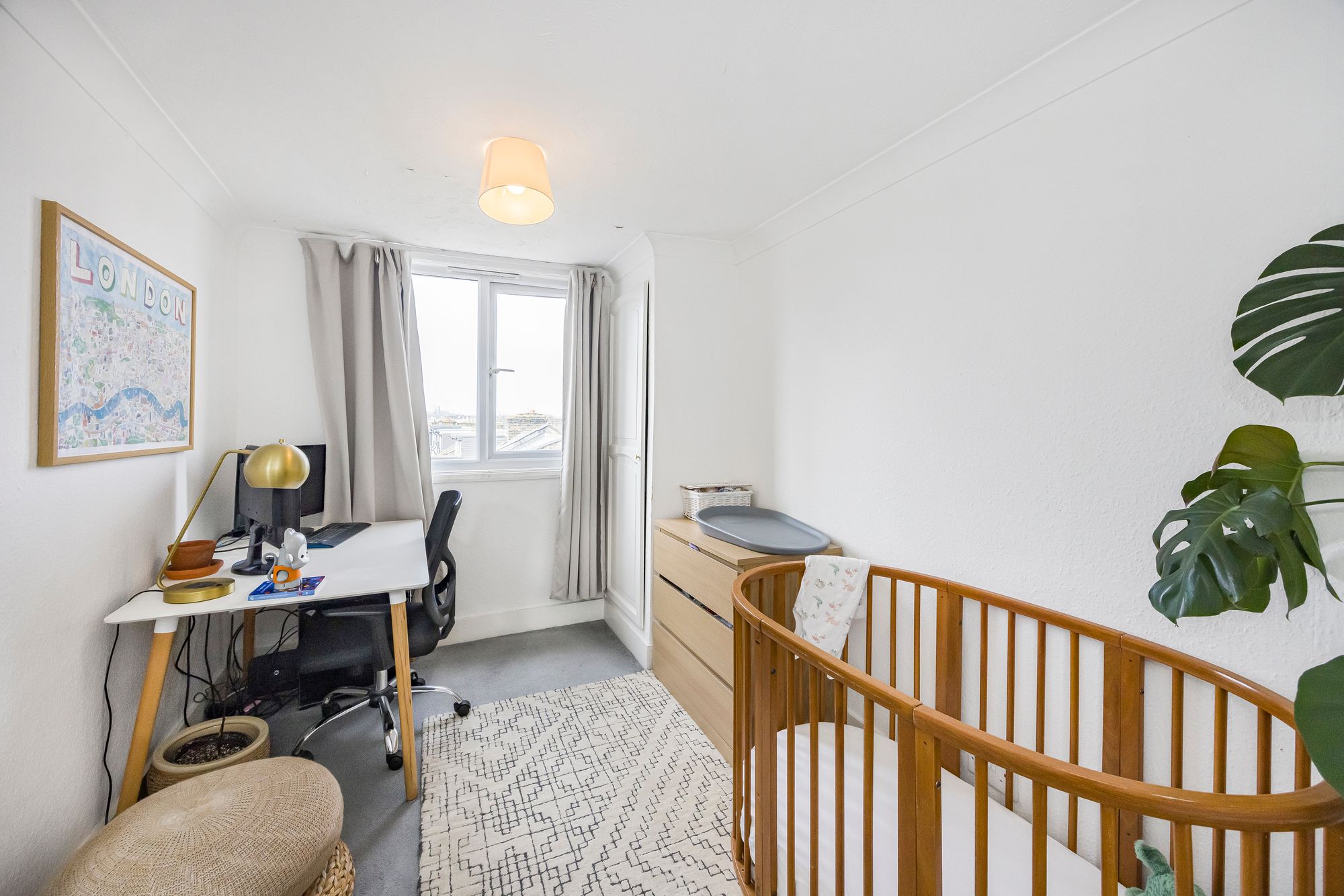 2 bed flat for sale in High Road Leyton, London, E15 10