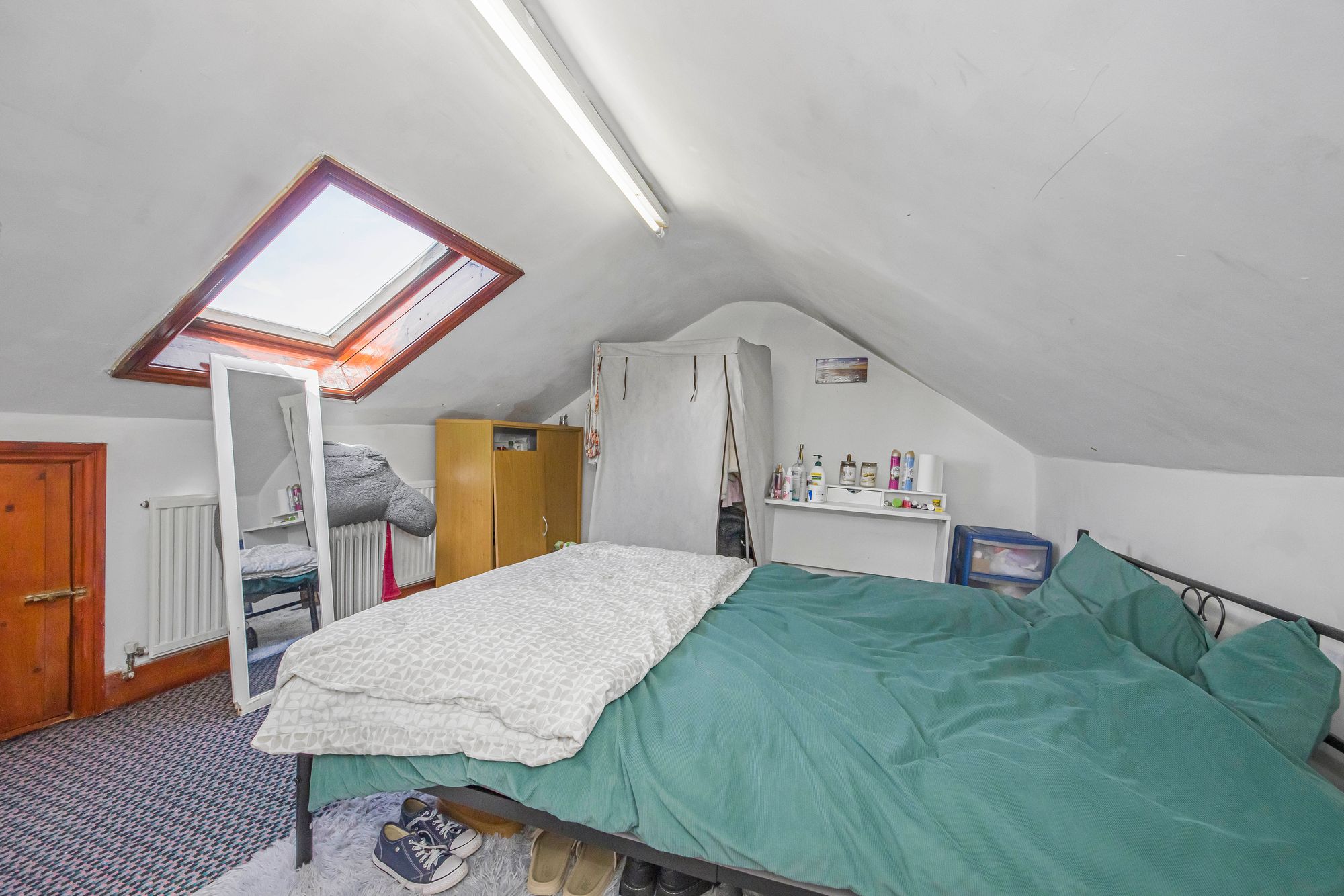 3 bed mid-terraced house for sale in Goodall Road, London, E11 17
