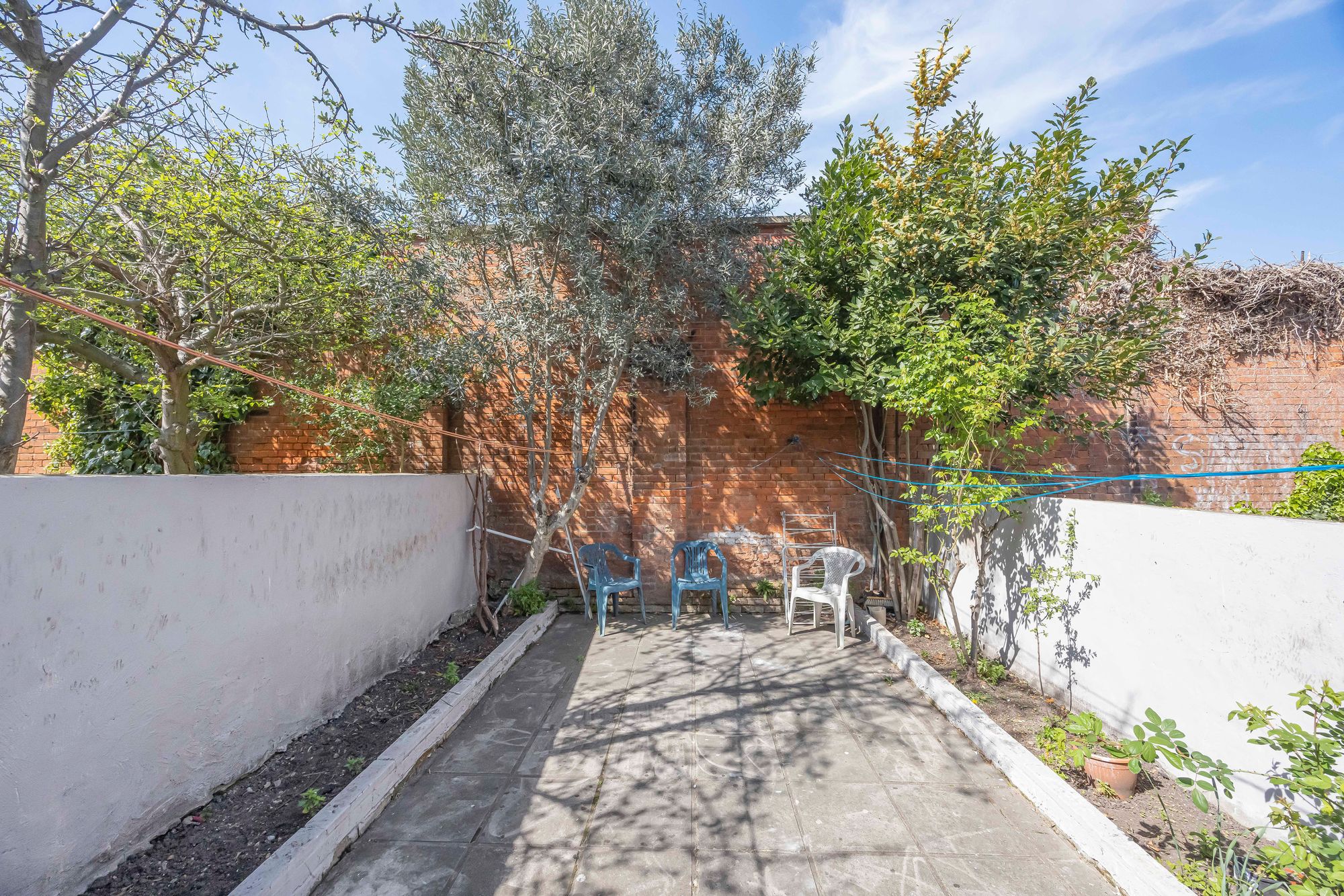 3 bed mid-terraced house for sale in Goodall Road, London, E11 7