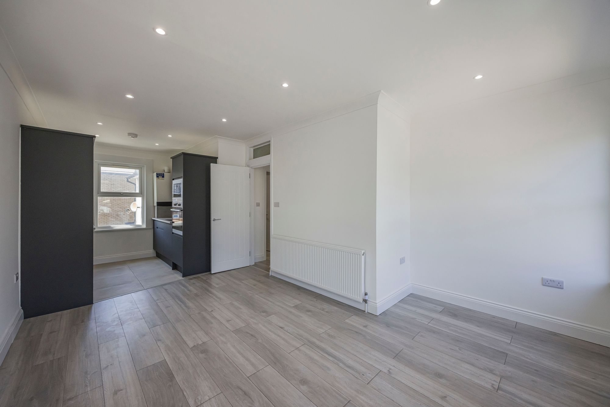1 bed flat for sale in Idmiston Road, Stratford, E15  - Property Image 4