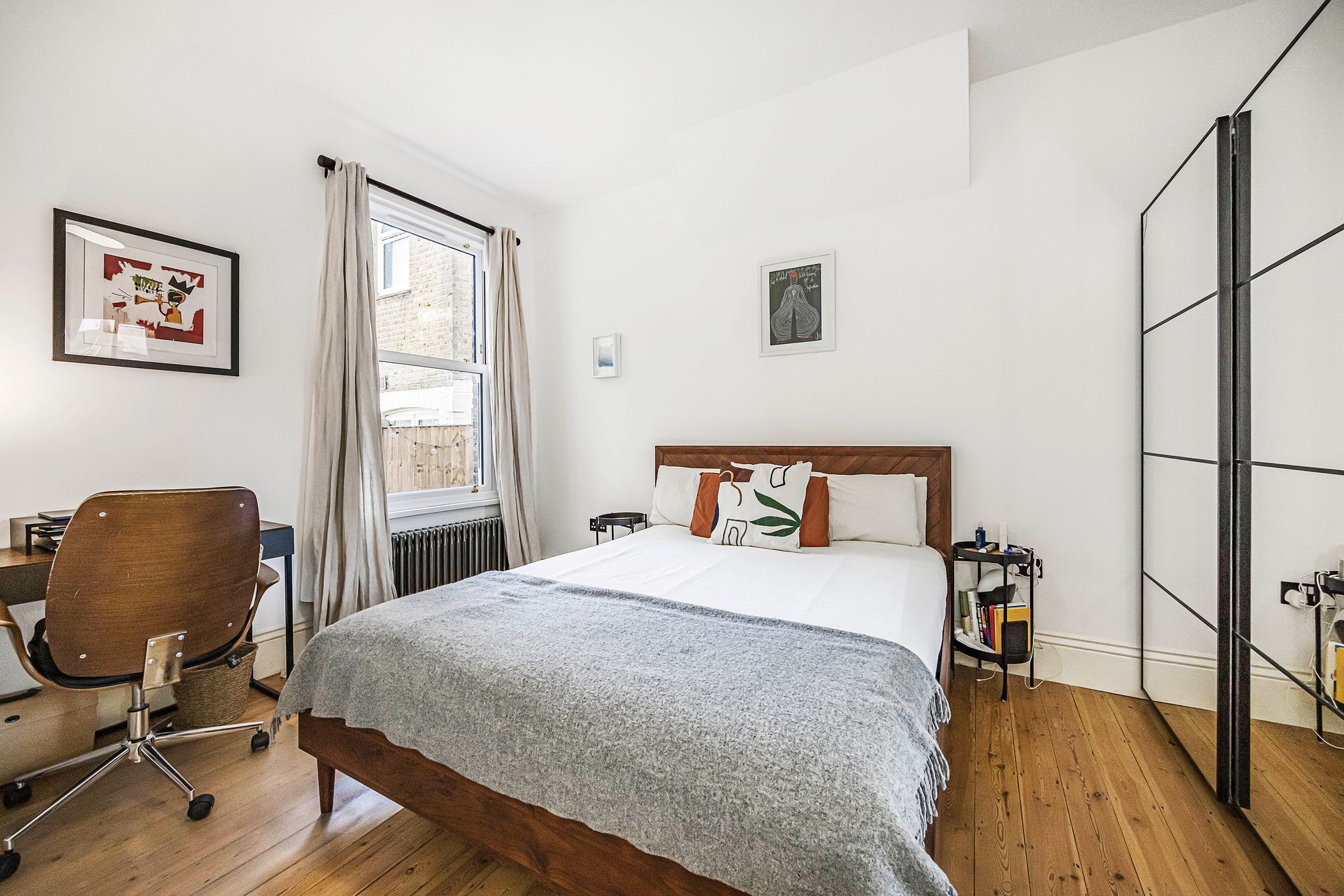 2 bed flat for sale in Murchison Road, London  - Property Image 11