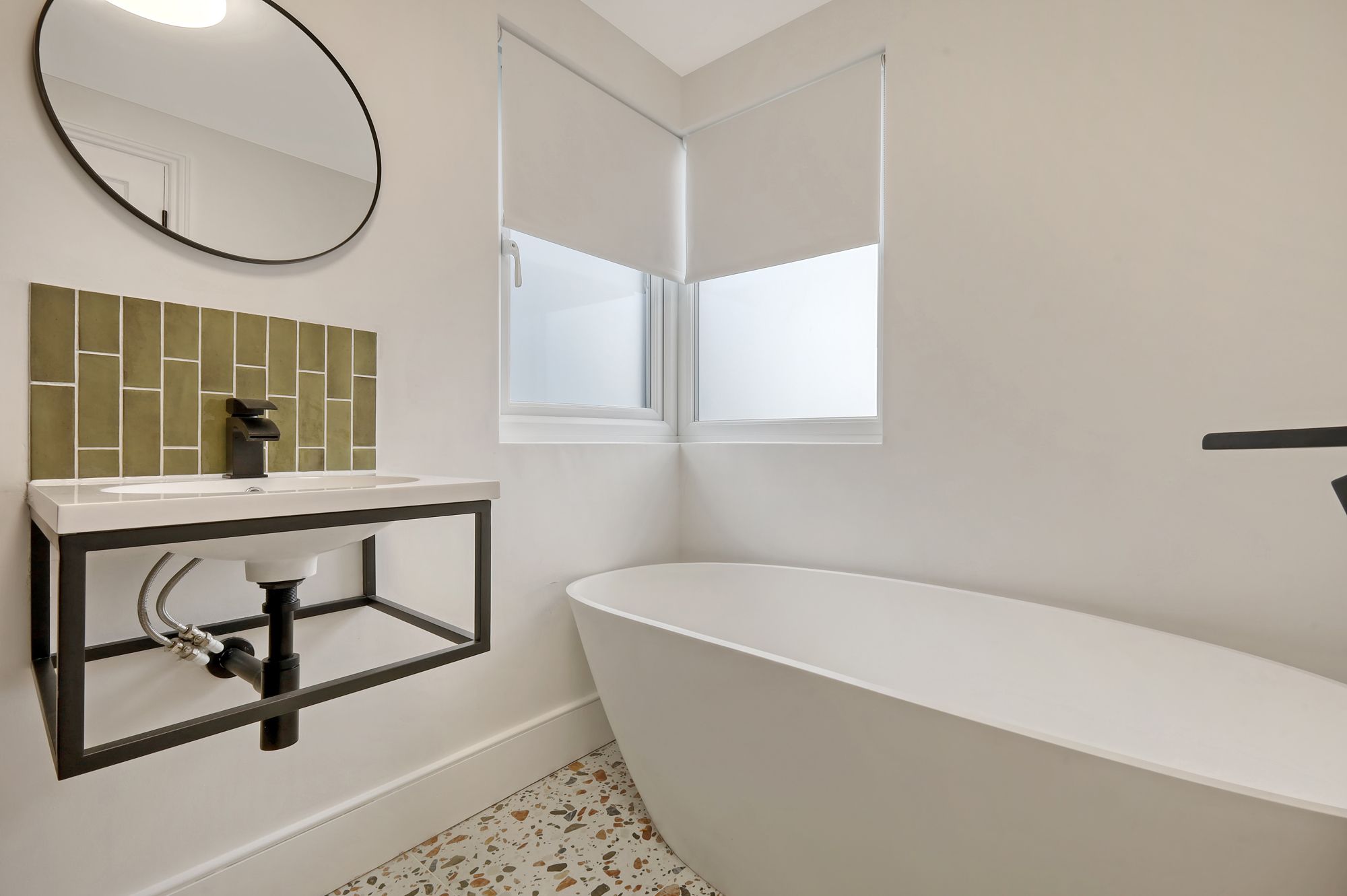 4 bed terraced house for sale in St. Georges Road, London, E10  - Property Image 26