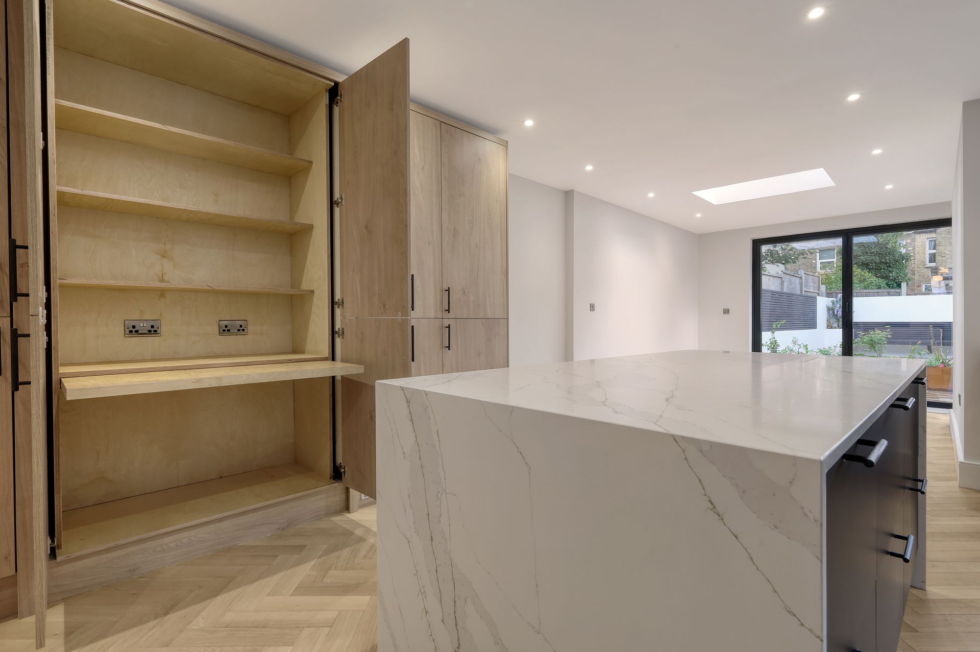 4 bed terraced house for sale in St. Georges Road, London, E10  - Property Image 9
