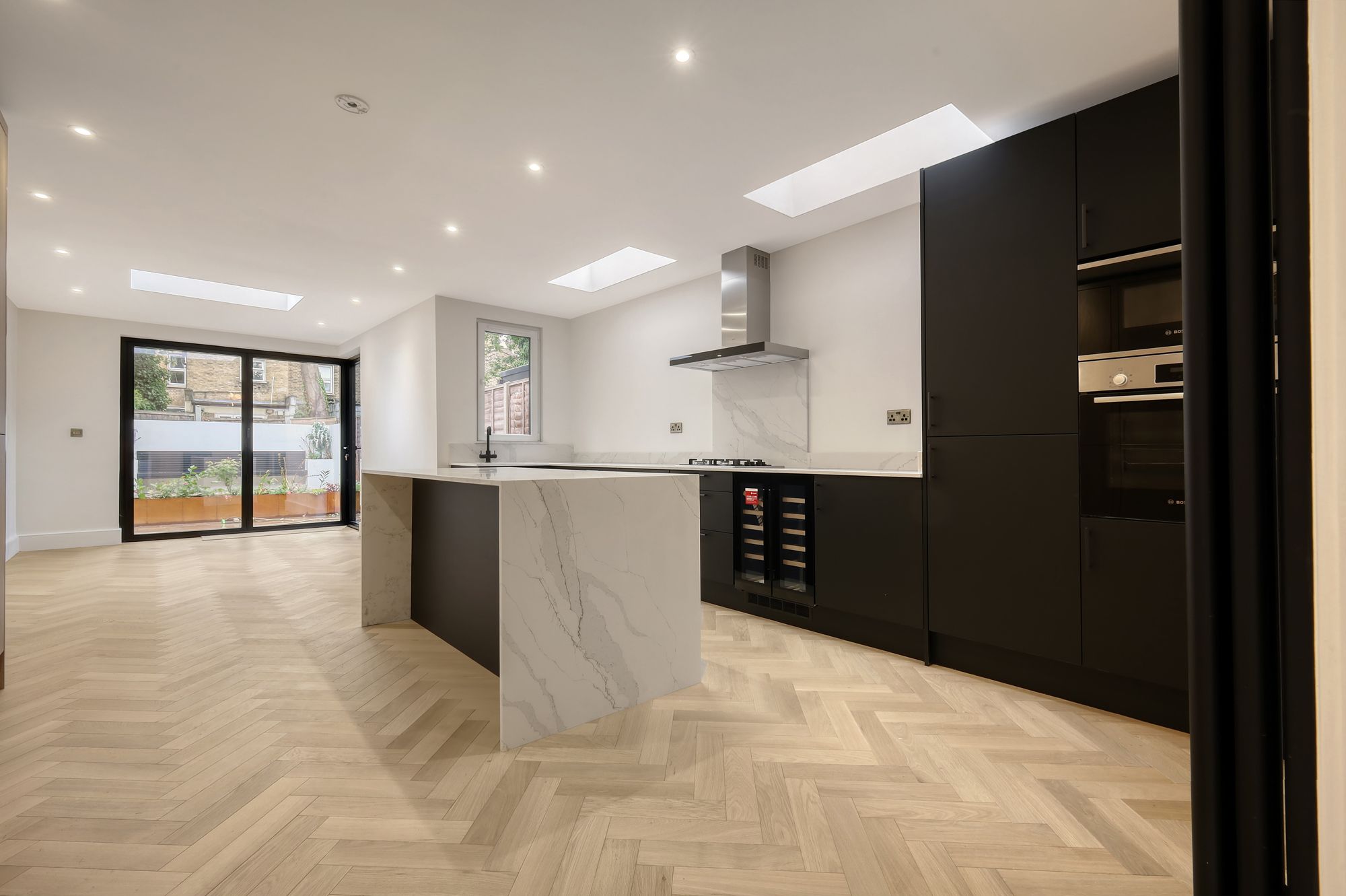 4 bed terraced house for sale in St. Georges Road, London, E10  - Property Image 7