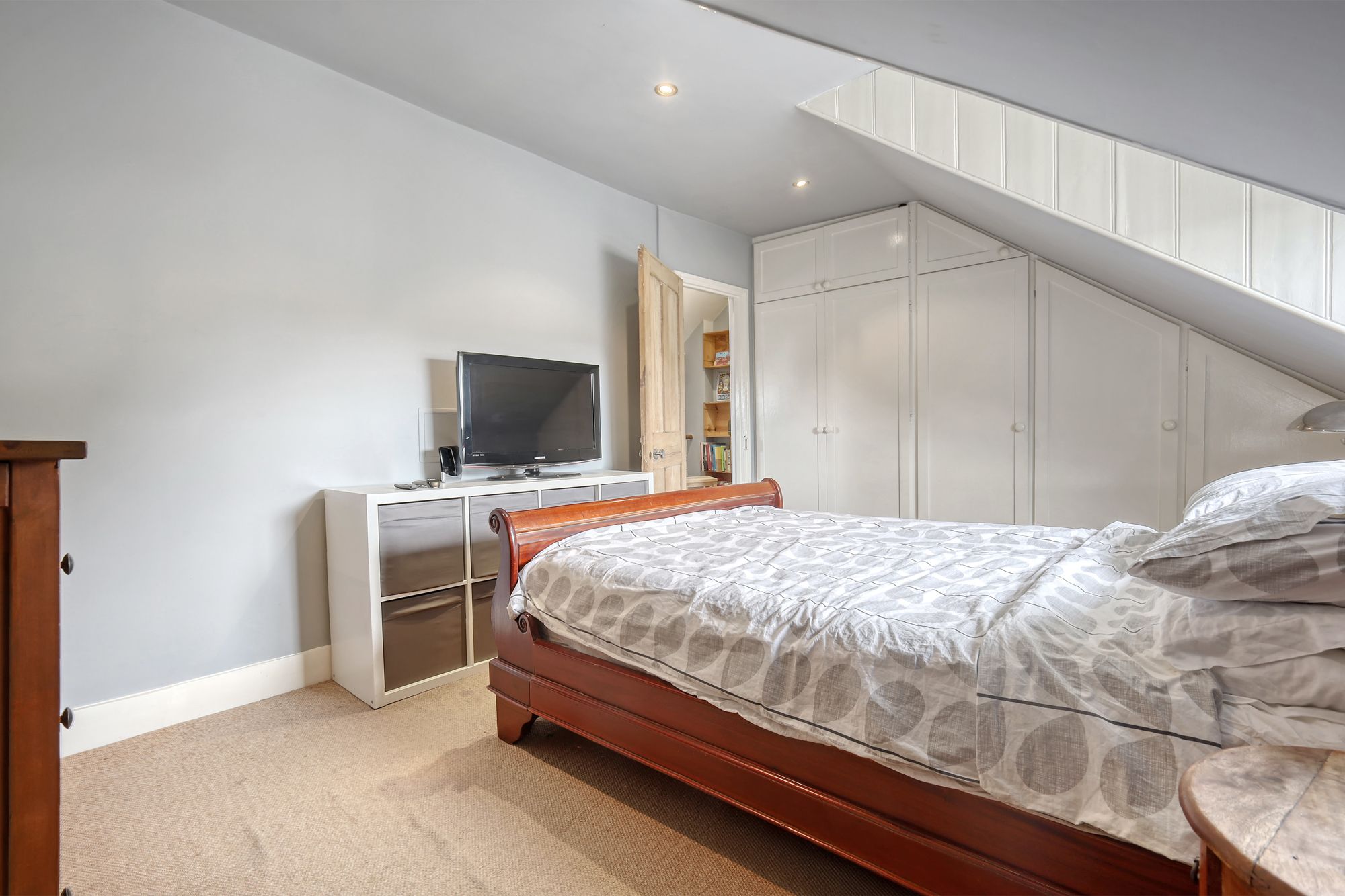 2 bed flat for sale in Hoe Street, London, E17 14