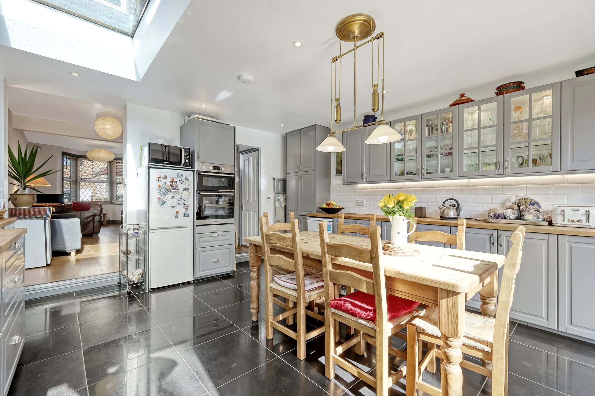 5 bed end of terrace house for sale in Murchison Road, London  - Property Image 10