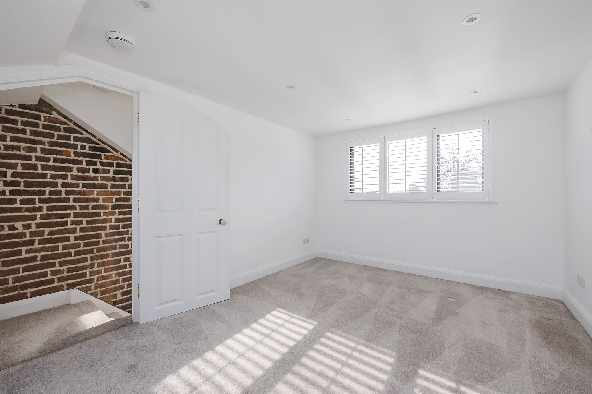 3 bed house to rent in Dawlish Road, Leyton, E10 14