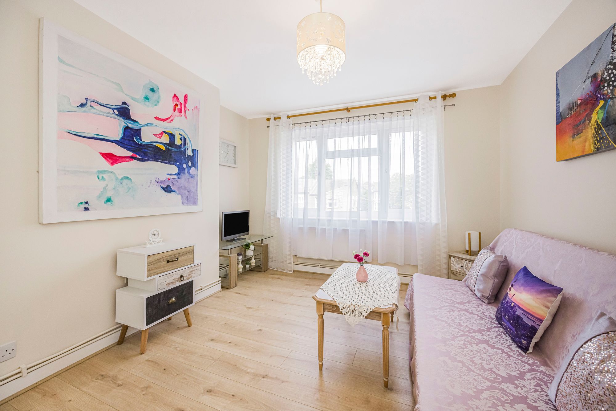 2 bed flat for sale in Bulwer Court, Bulwer Court Road, E11  - Property Image 2