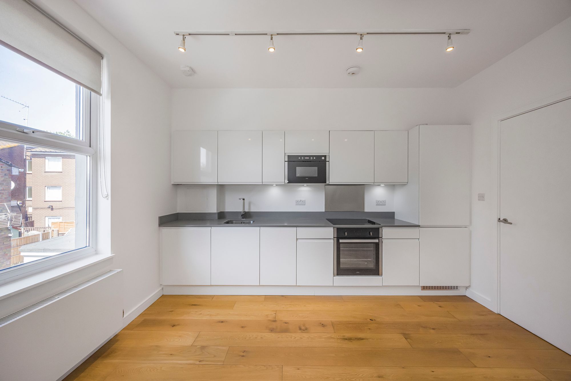 1 bed flat for sale in Wingfield Road, London, E15  - Property Image 2