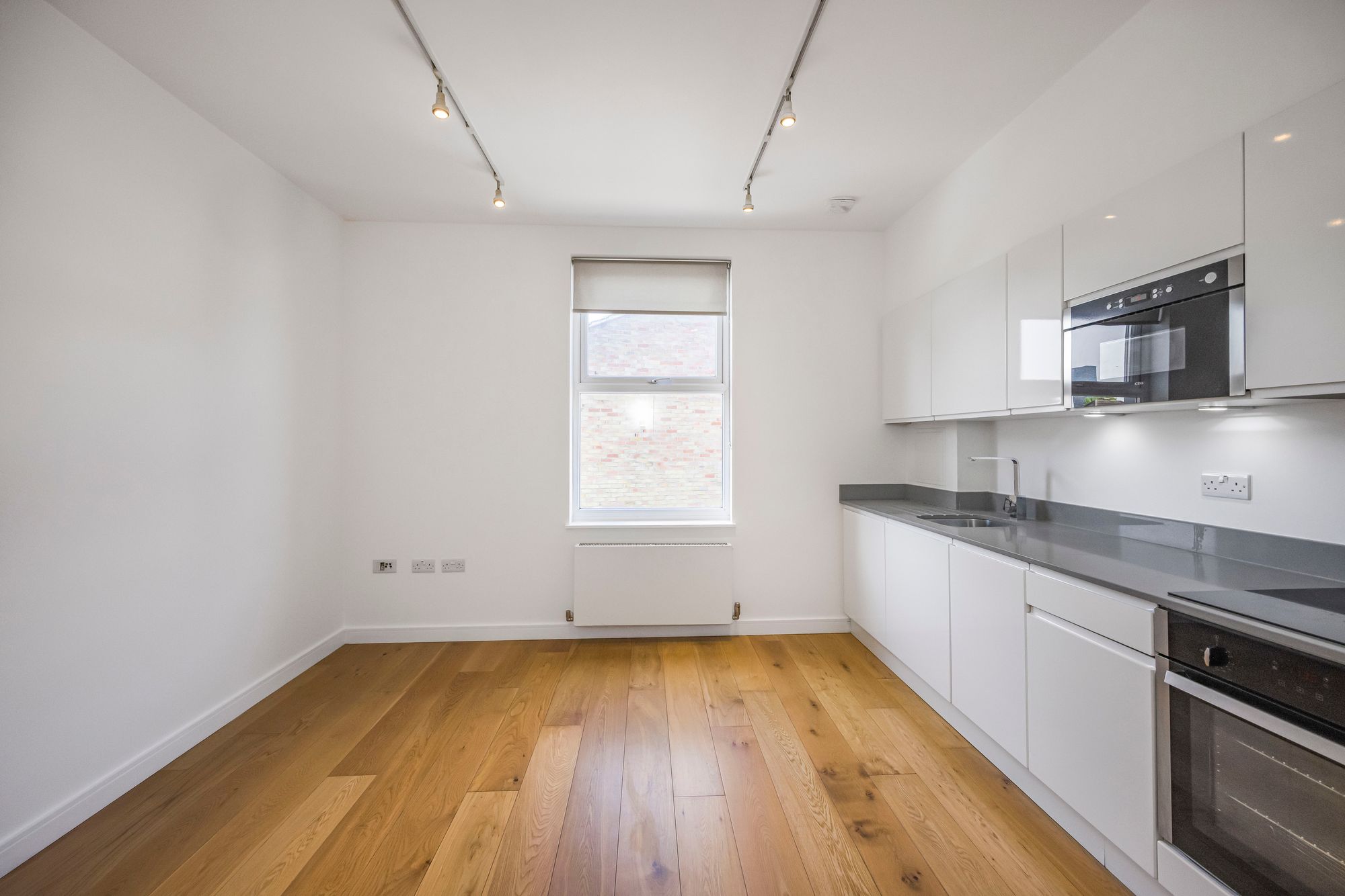1 bed flat for sale in Wingfield Road, London, E15  - Property Image 4