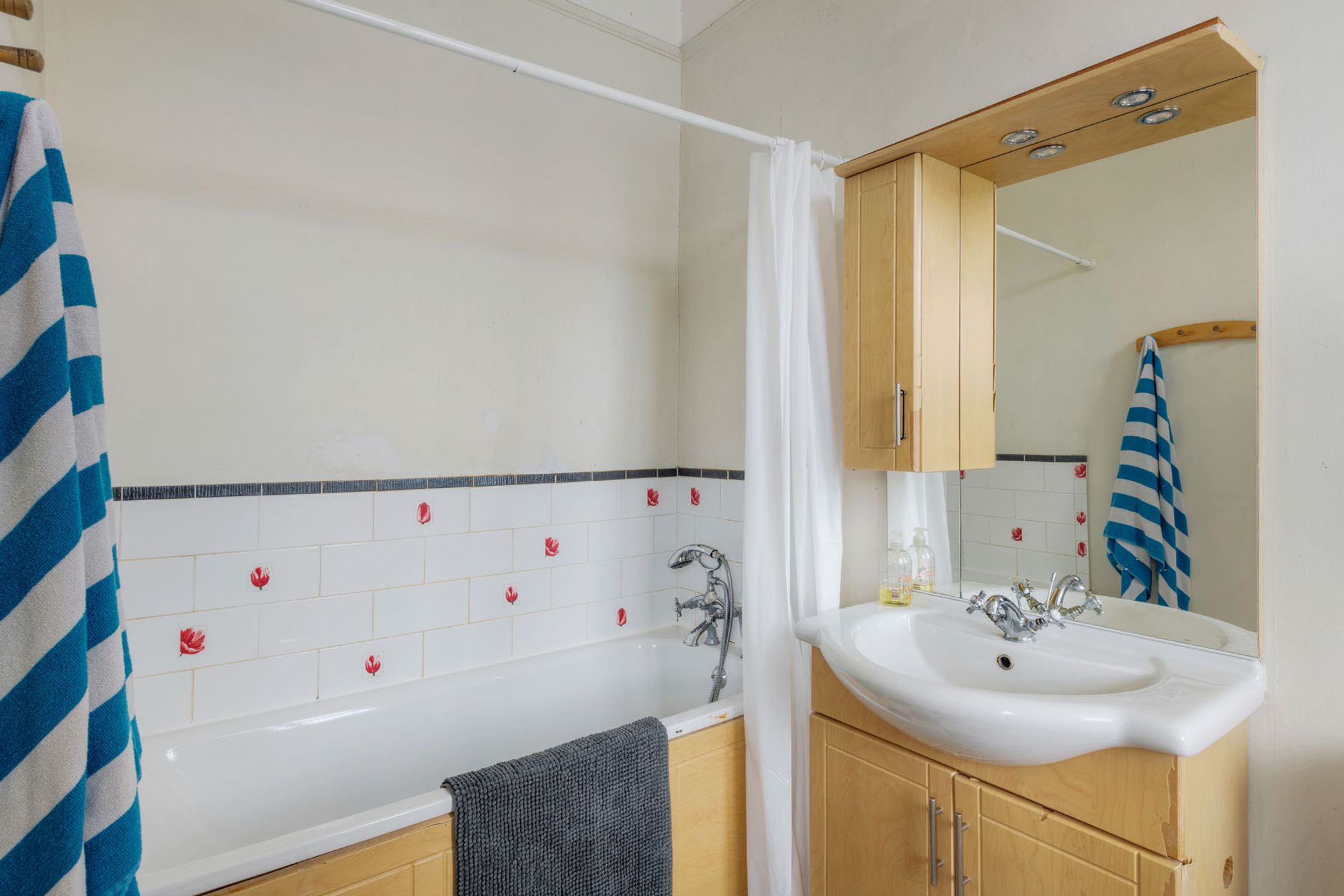 5 bed semi-detached house for sale in Forest Drive East, Leytonstone, E11 30