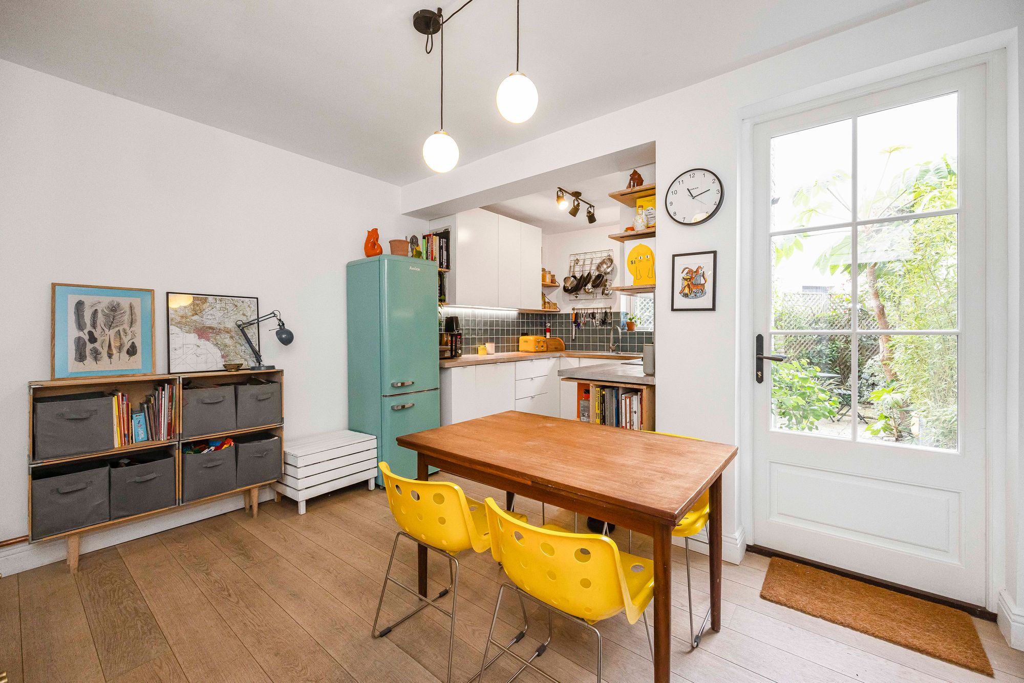 2 bed mid-terraced house for sale in Lindley Road, Leyton, E10 3