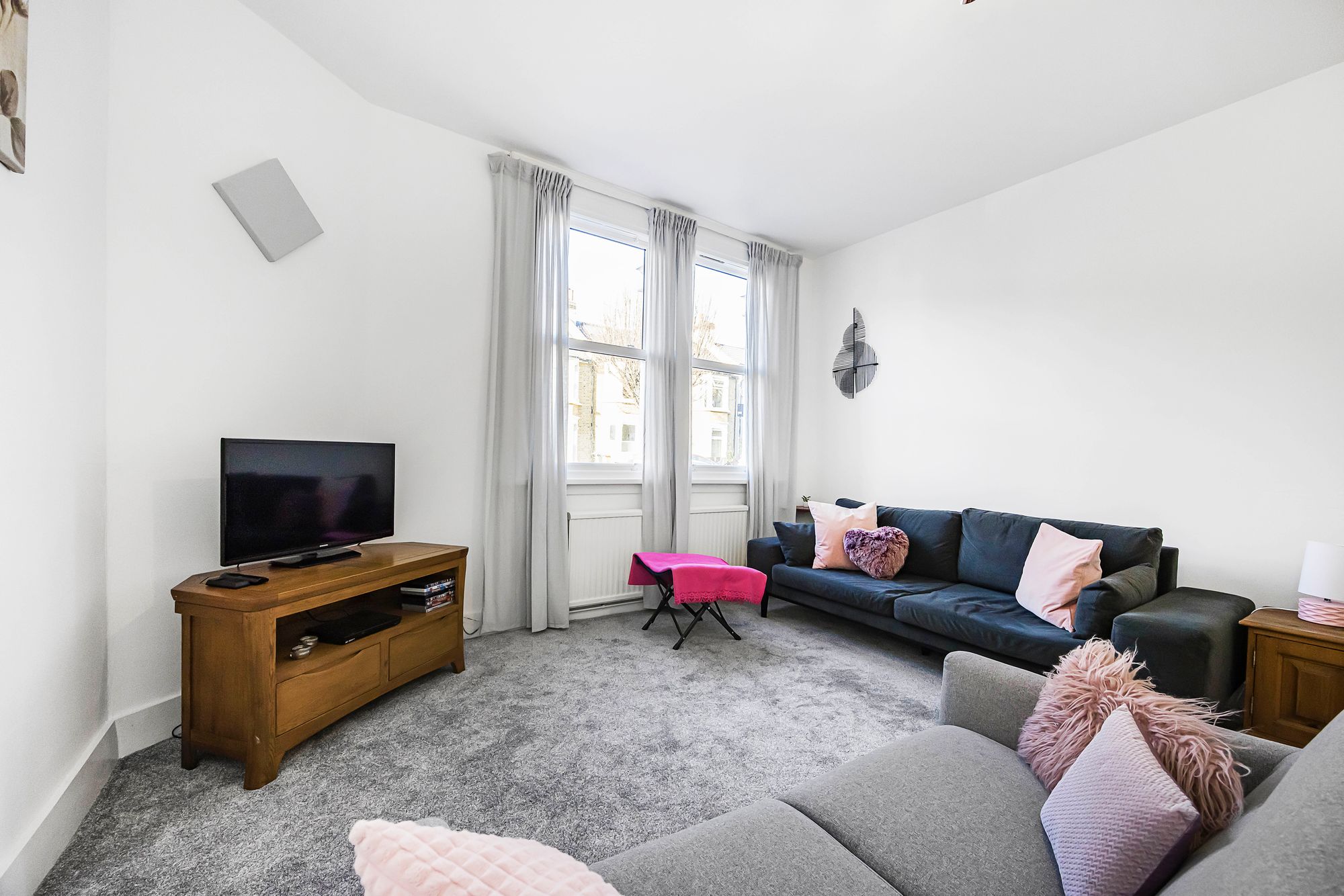 2 bed flat for sale in Capworth Street, London  - Property Image 3