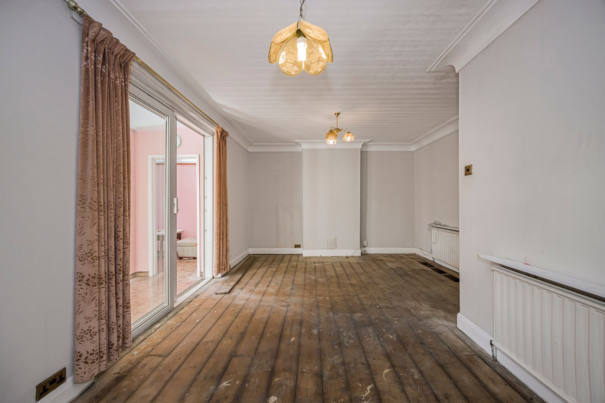 4 bed detached house for sale in Essex Road, Leyton, E10  - Property Image 5