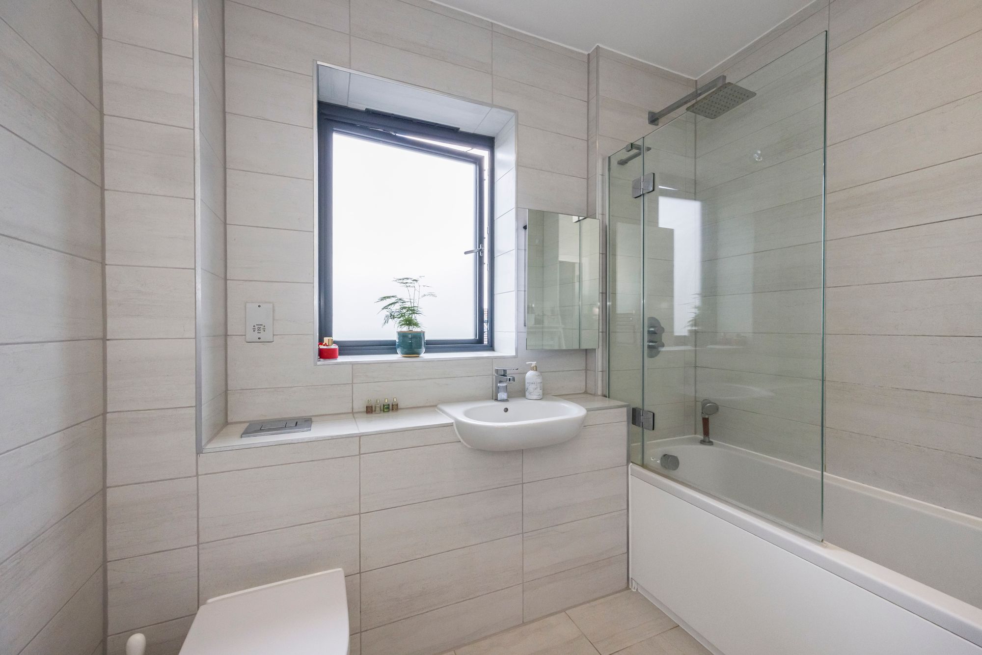 1 bed apartment for sale in Buckland Road, London, E10  - Property Image 11