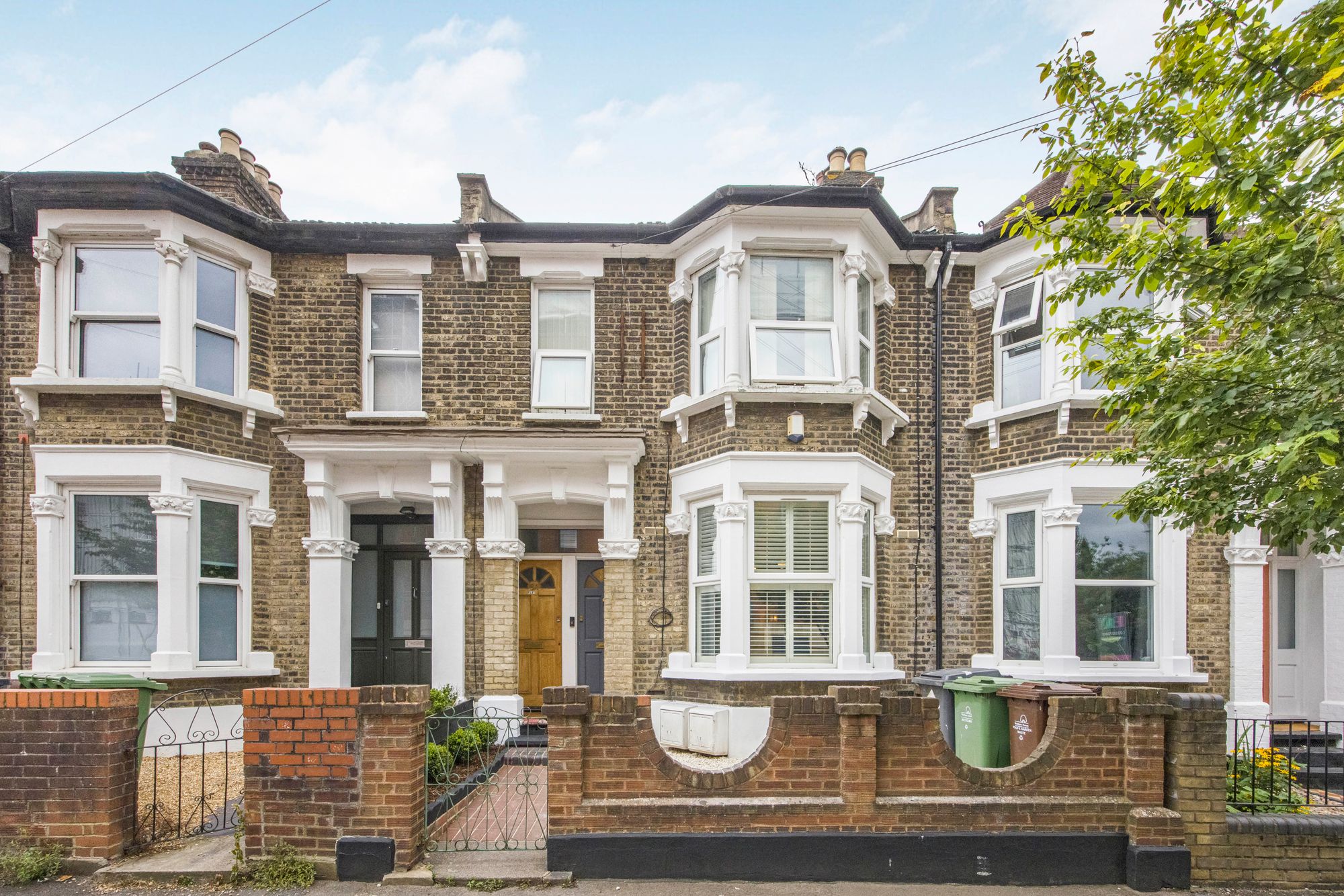 2 bed flat for sale in Brisbane Road, Leyton, E10 14