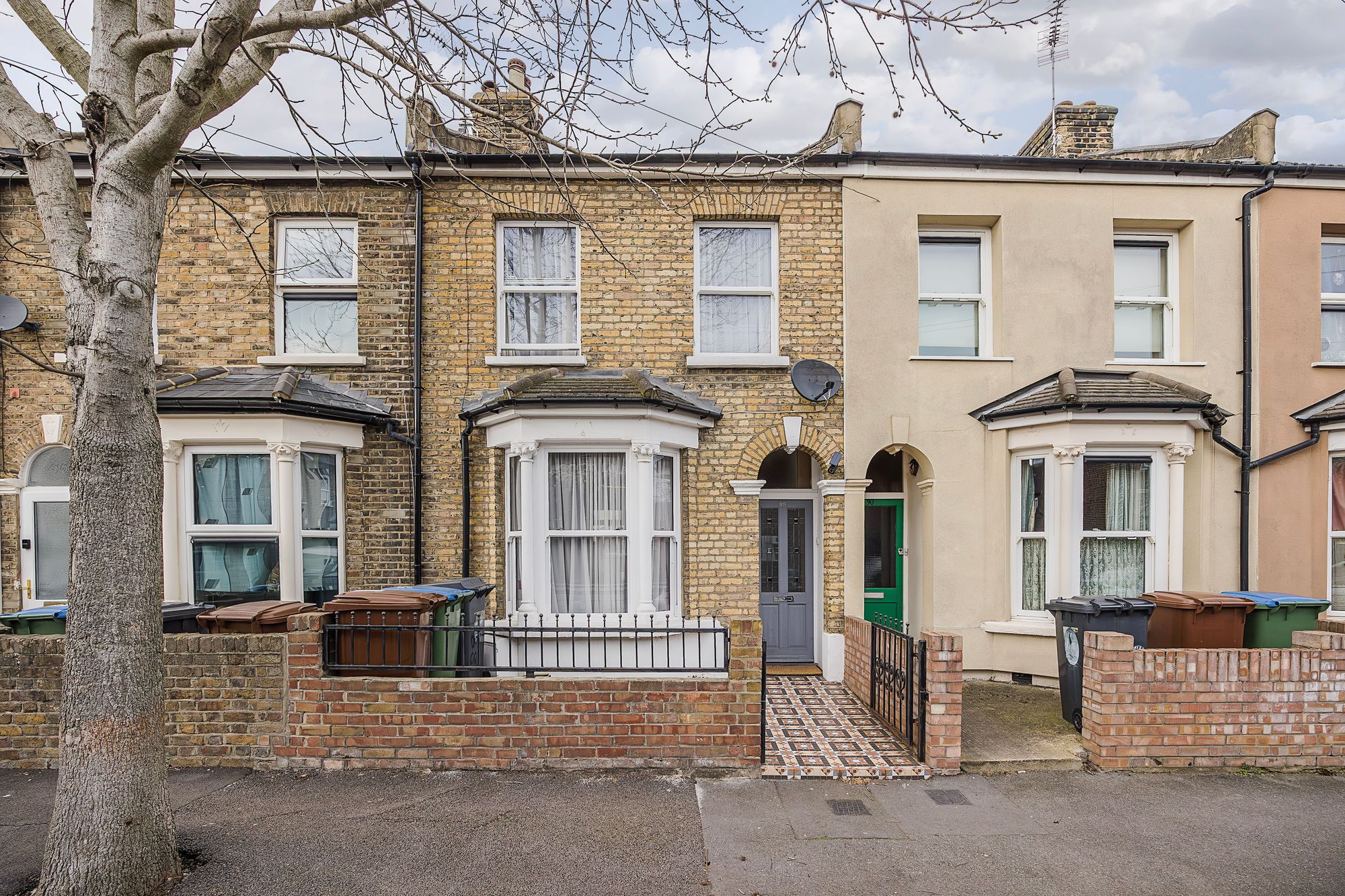 3 bed house to rent in Drapers Road, London - Property Image 1