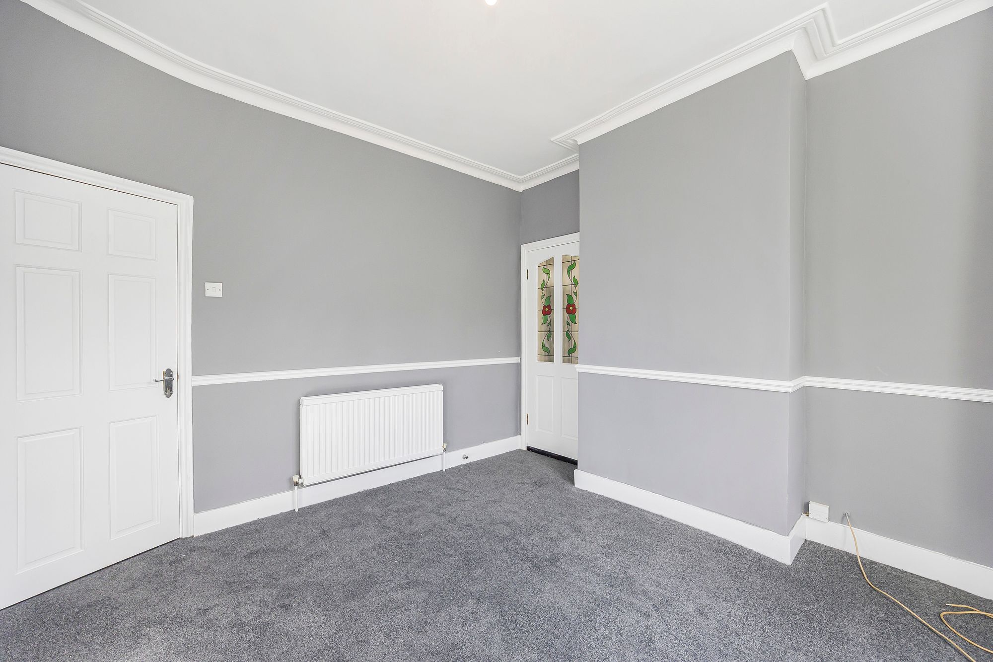 2 bed house to rent in Morley Road, Leyton, E10 3