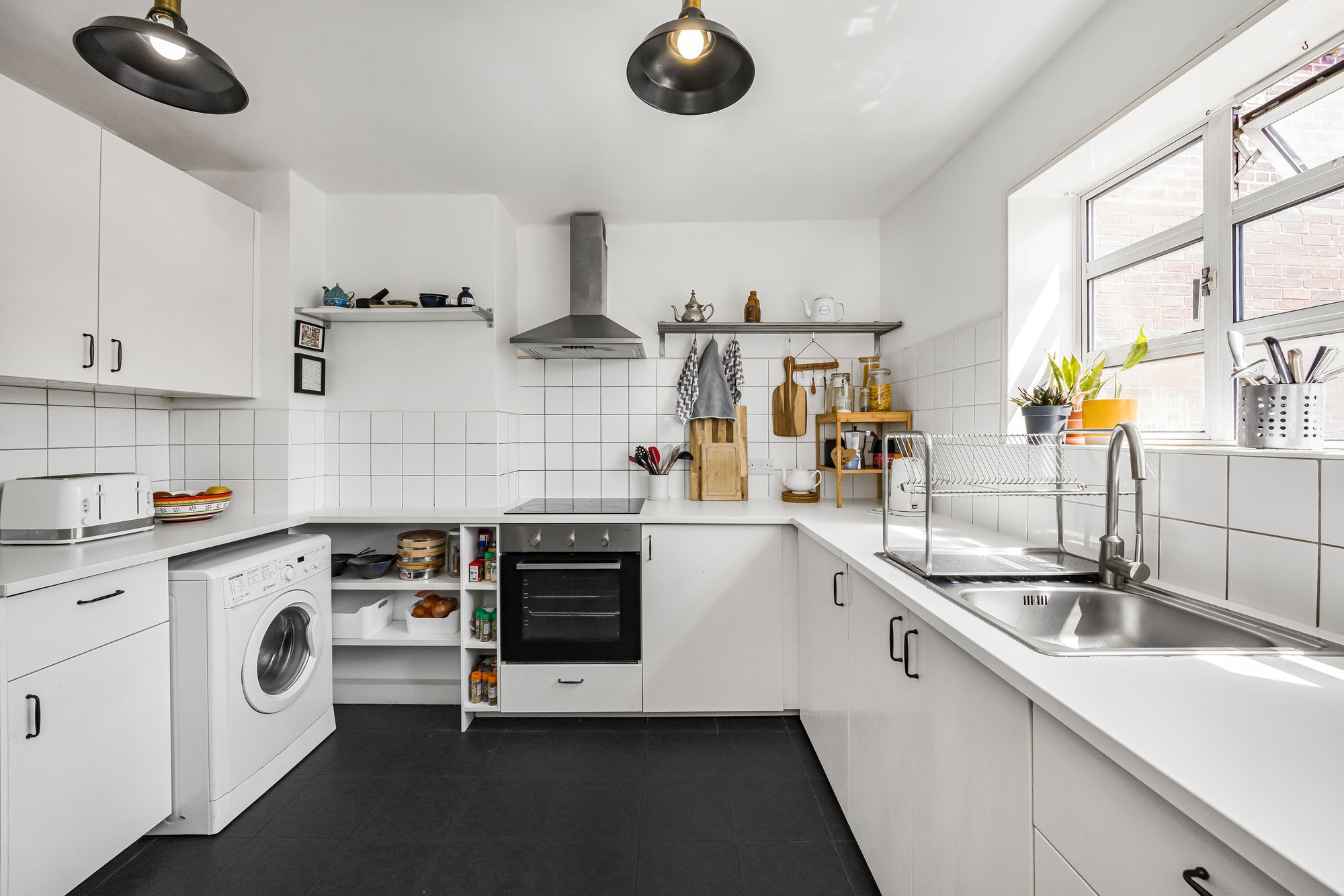 2 bed flat for sale in Beaumont House, Lake Road, Leyton, E10  - Property Image 8