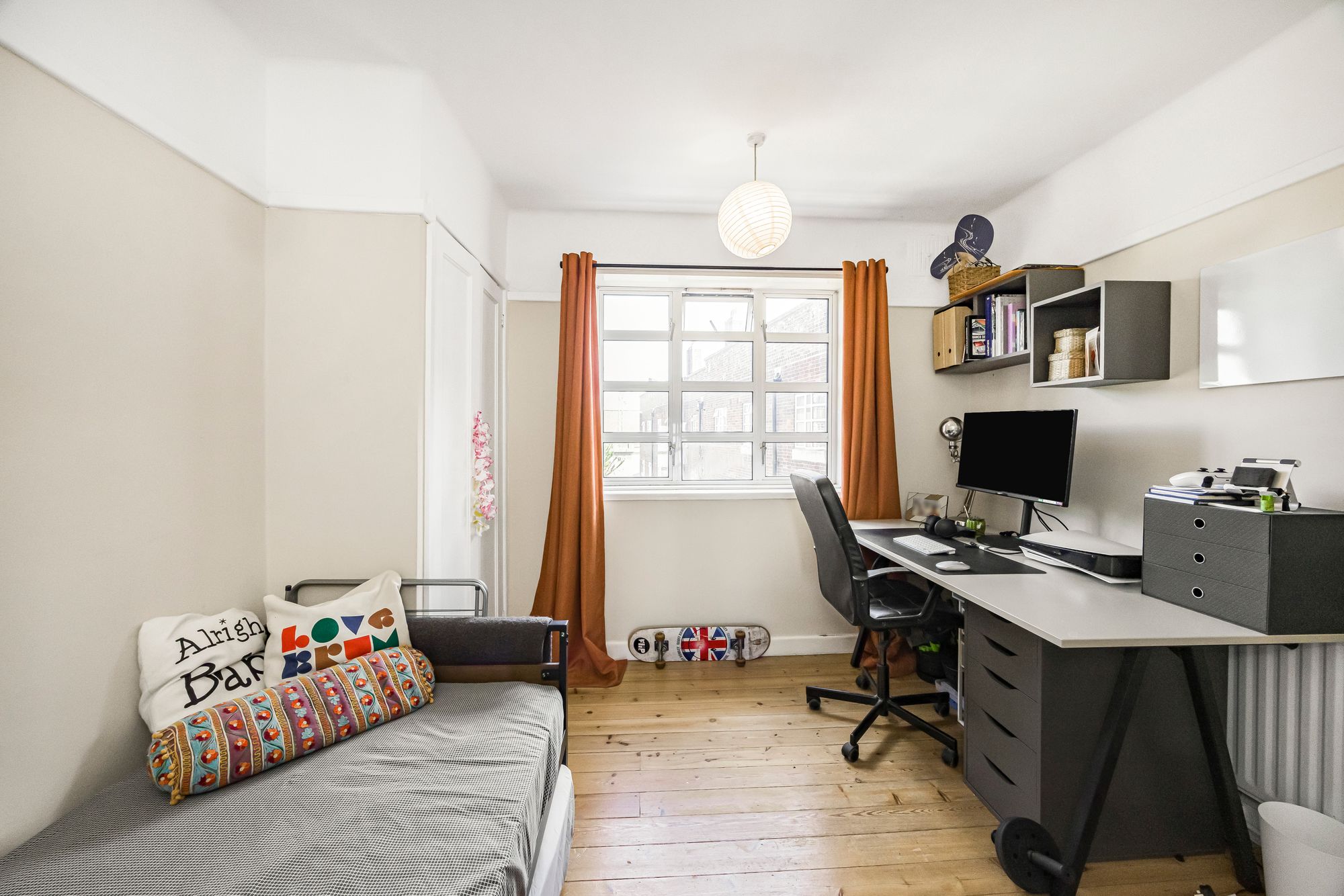 2 bed flat for sale in Beaumont House, Lake Road, Leyton, E10  - Property Image 10