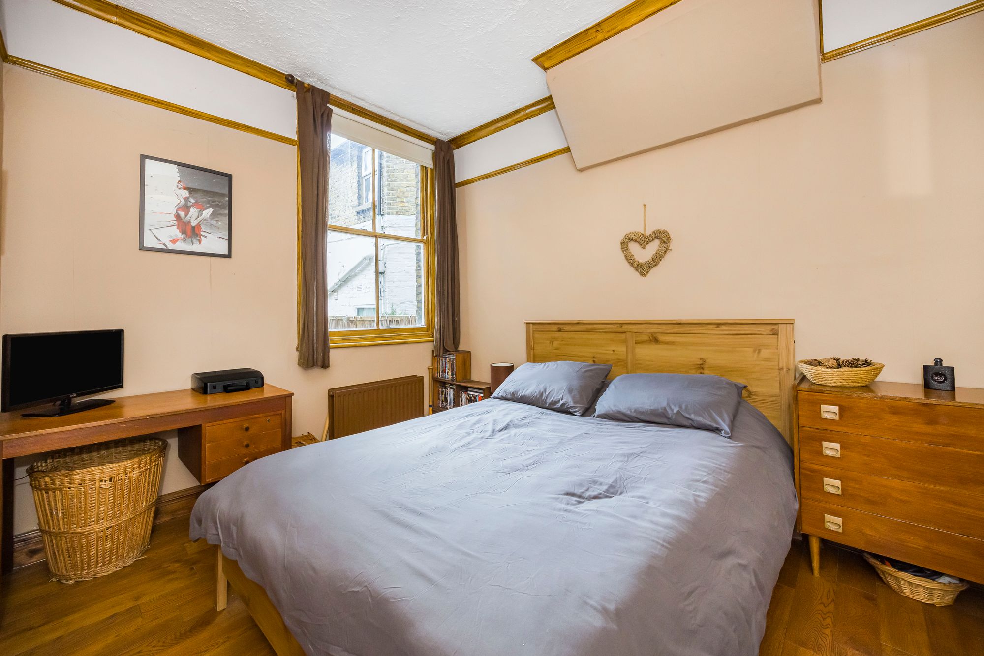 2 bed flat for sale in Albert Road, London  - Property Image 10