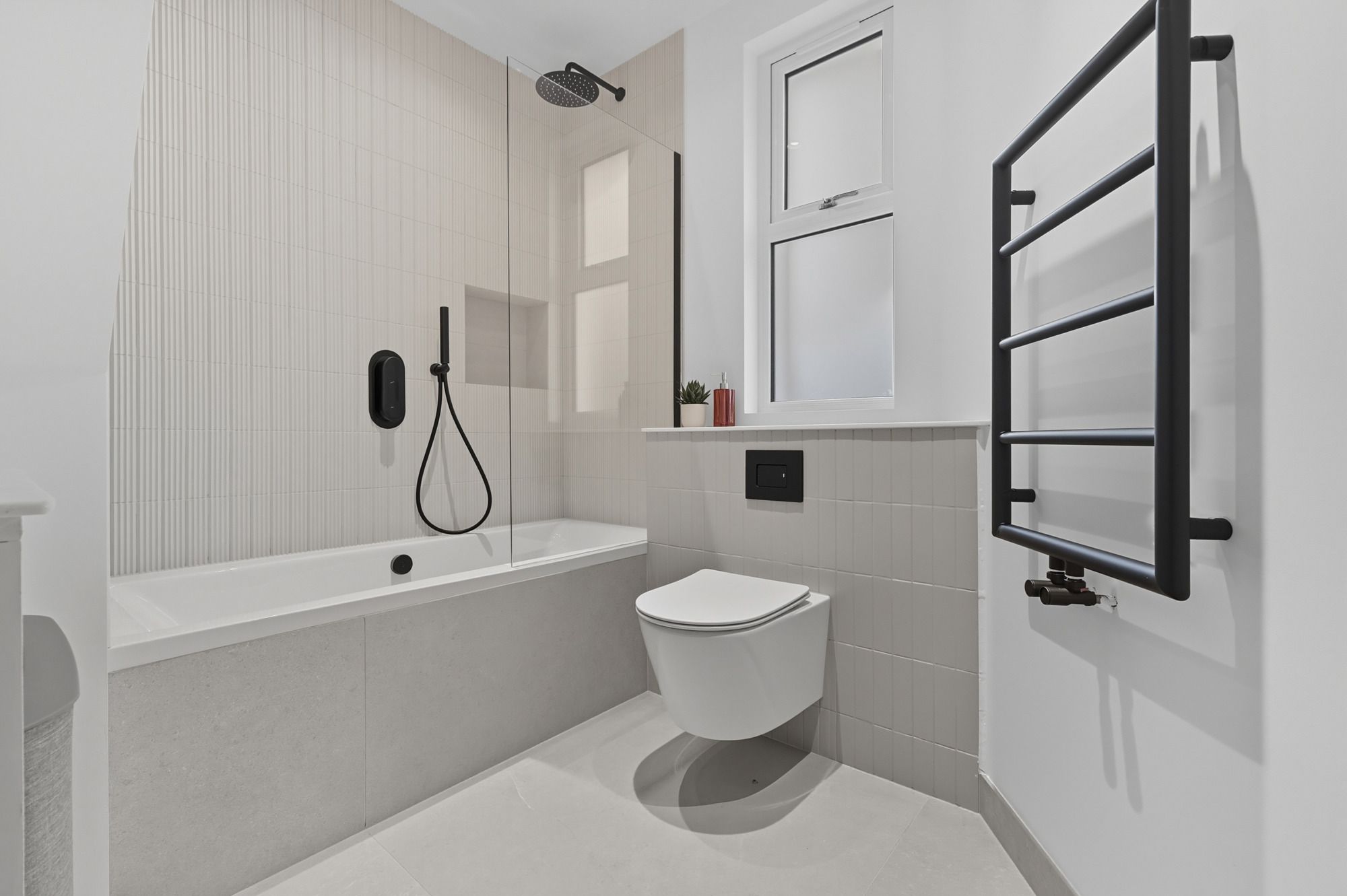 2 bed ground floor flat for sale in Brunswick Road Leyton, E10  - Property Image 4