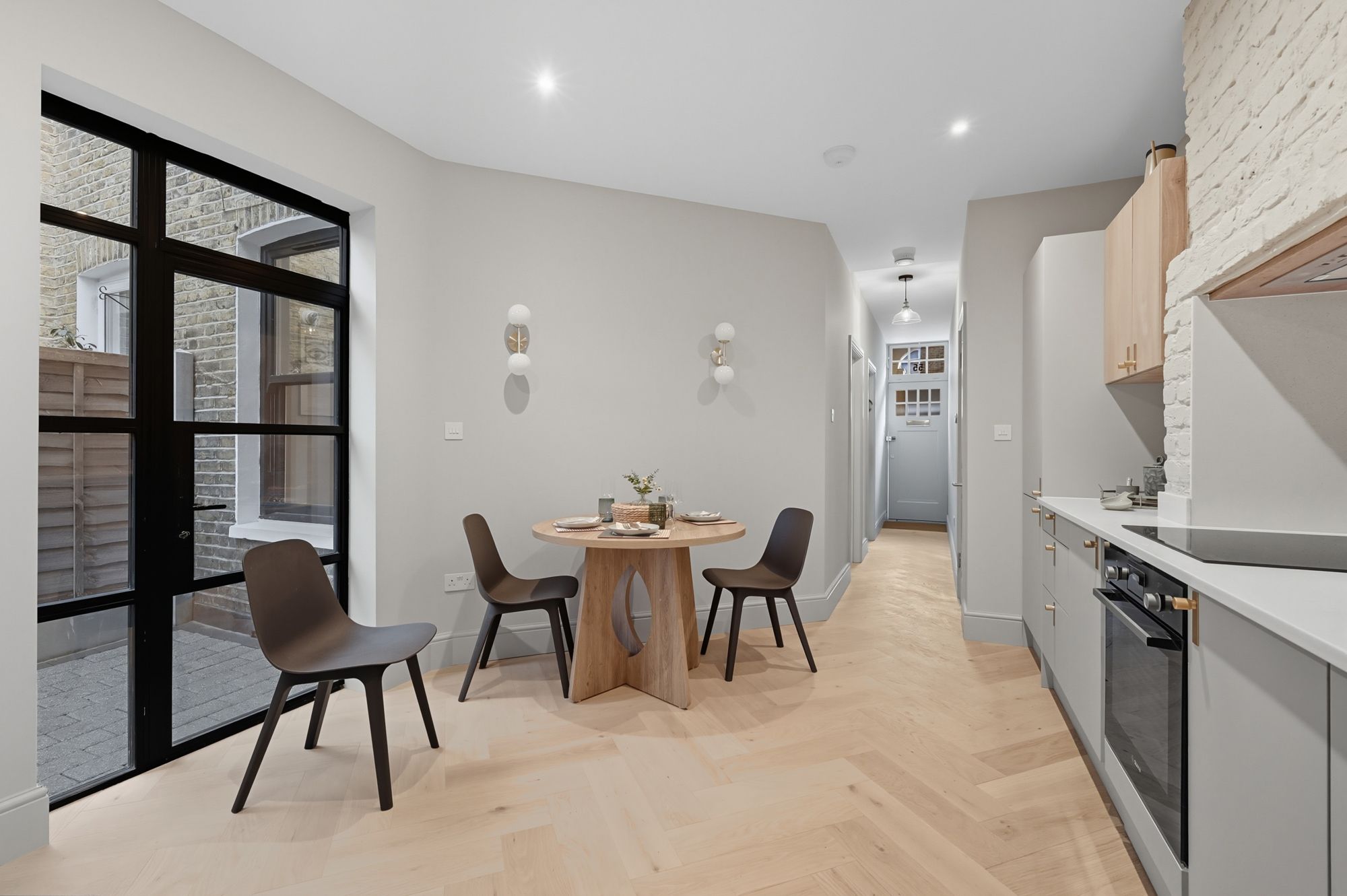 2 bed ground floor flat for sale in Brunswick Road Leyton, E10  - Property Image 13