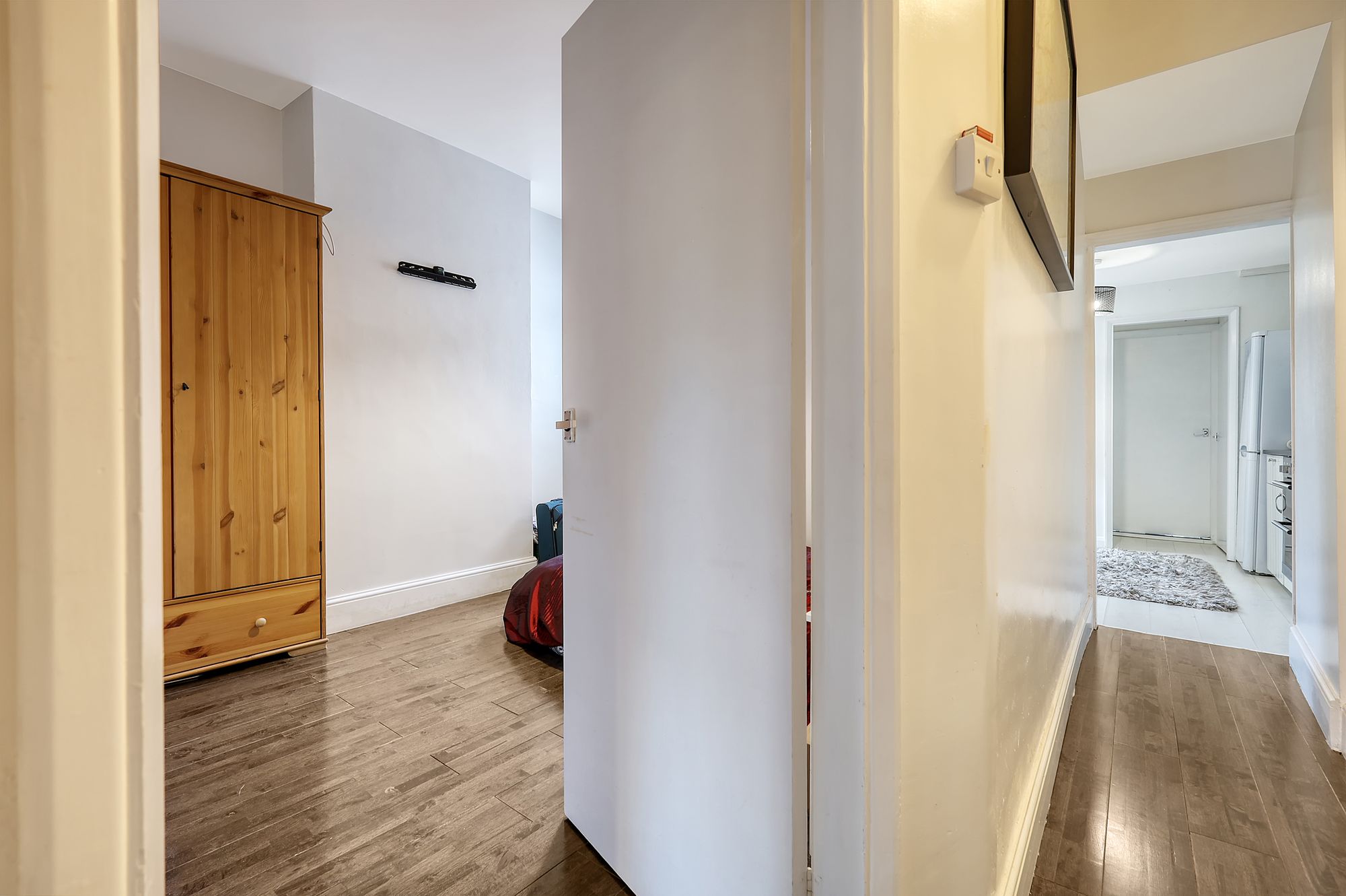 1 bed flat for sale in Albert Road, London  - Property Image 8