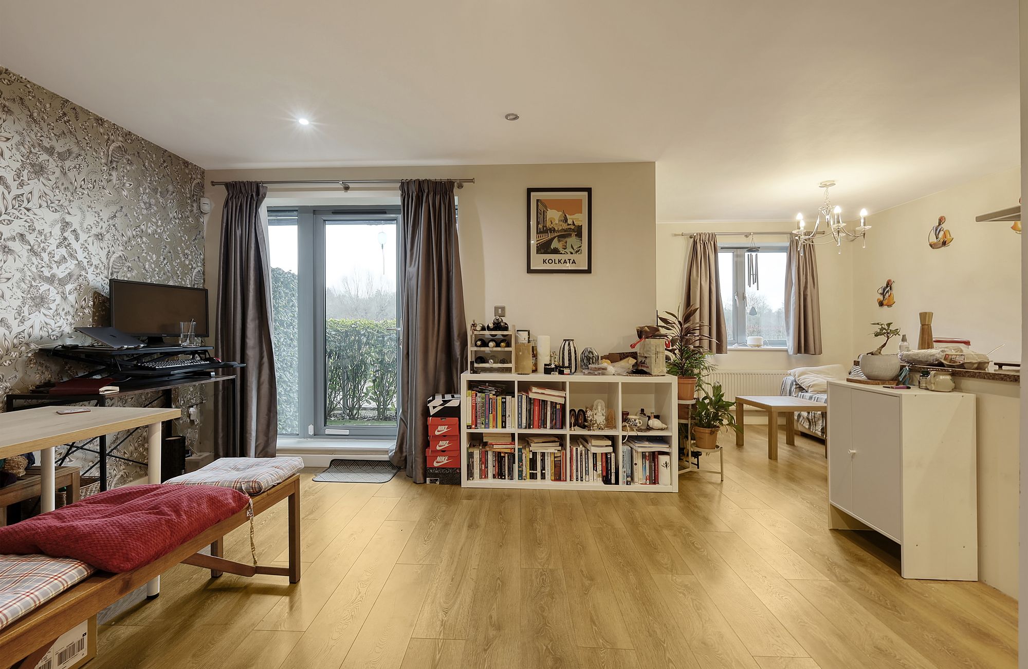 2 bed apartment for sale in The Waterfront, Hertford  - Property Image 2