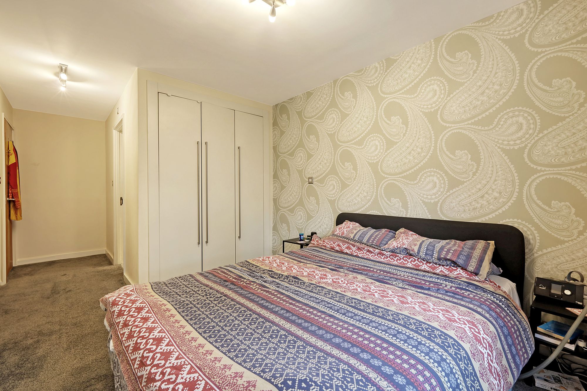 2 bed apartment for sale in The Waterfront, Hertford  - Property Image 10