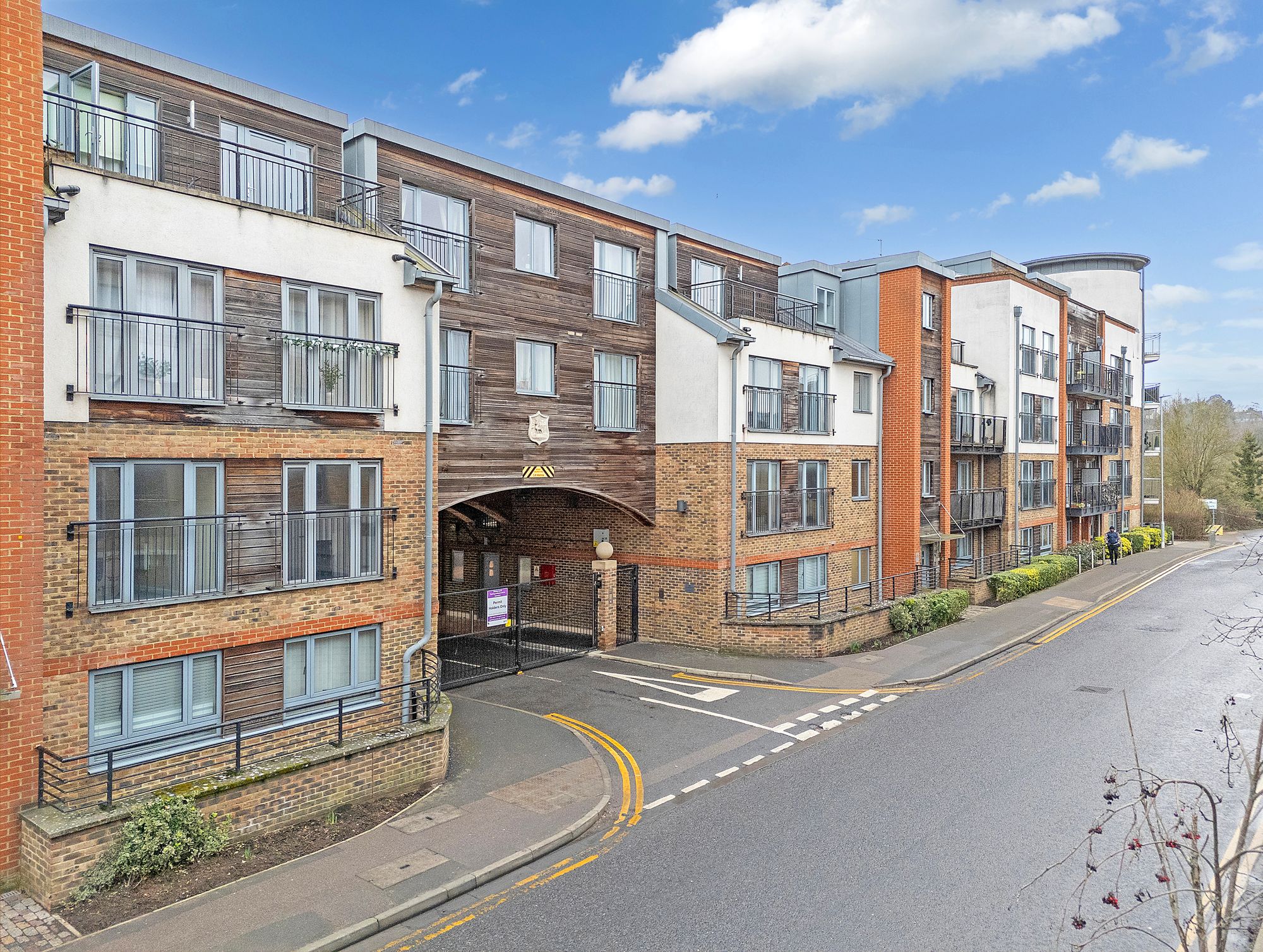 2 bed apartment for sale in The Waterfront, Hertford  - Property Image 1