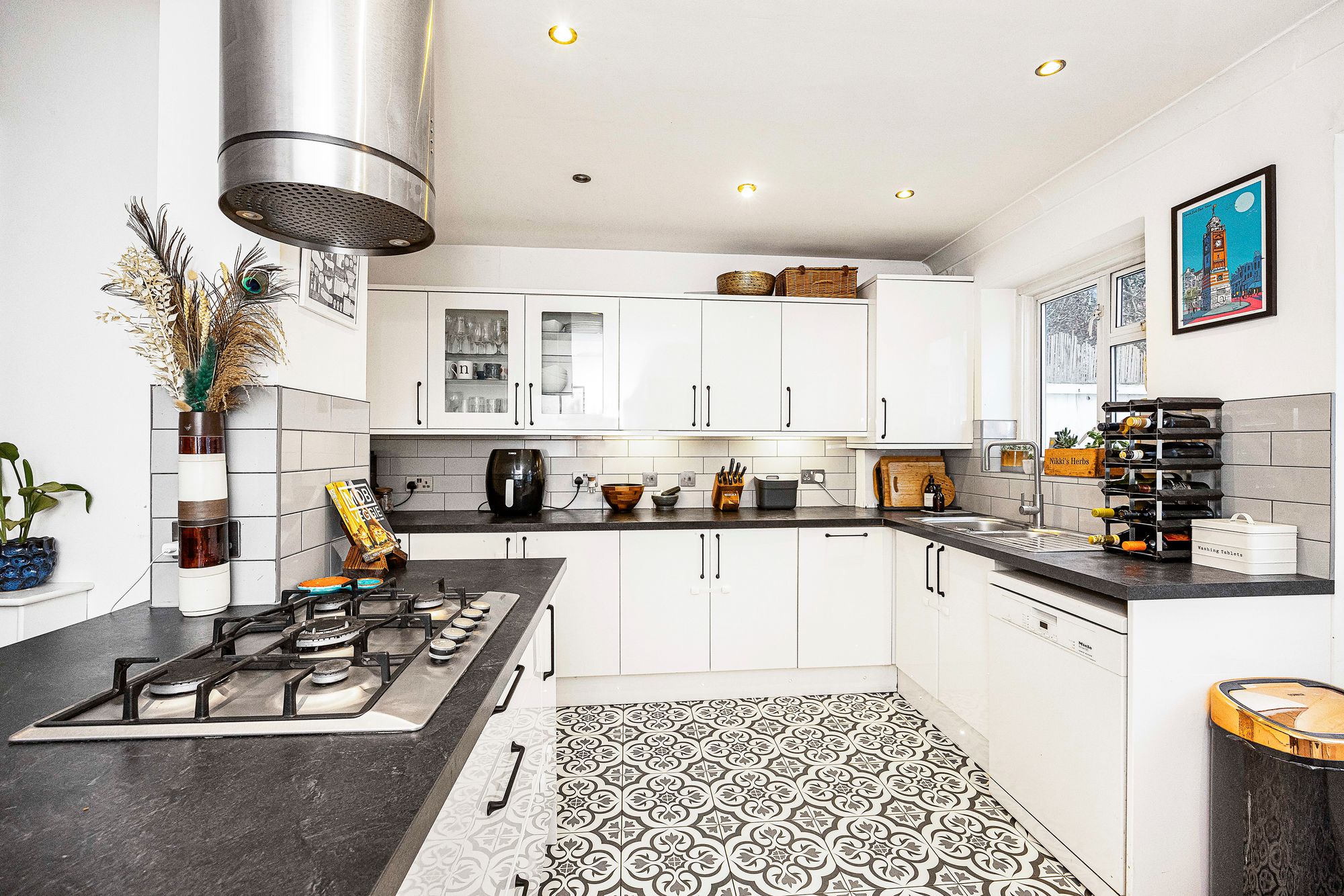 4 bed terraced house for sale in Belmont Park Road, London  - Property Image 8