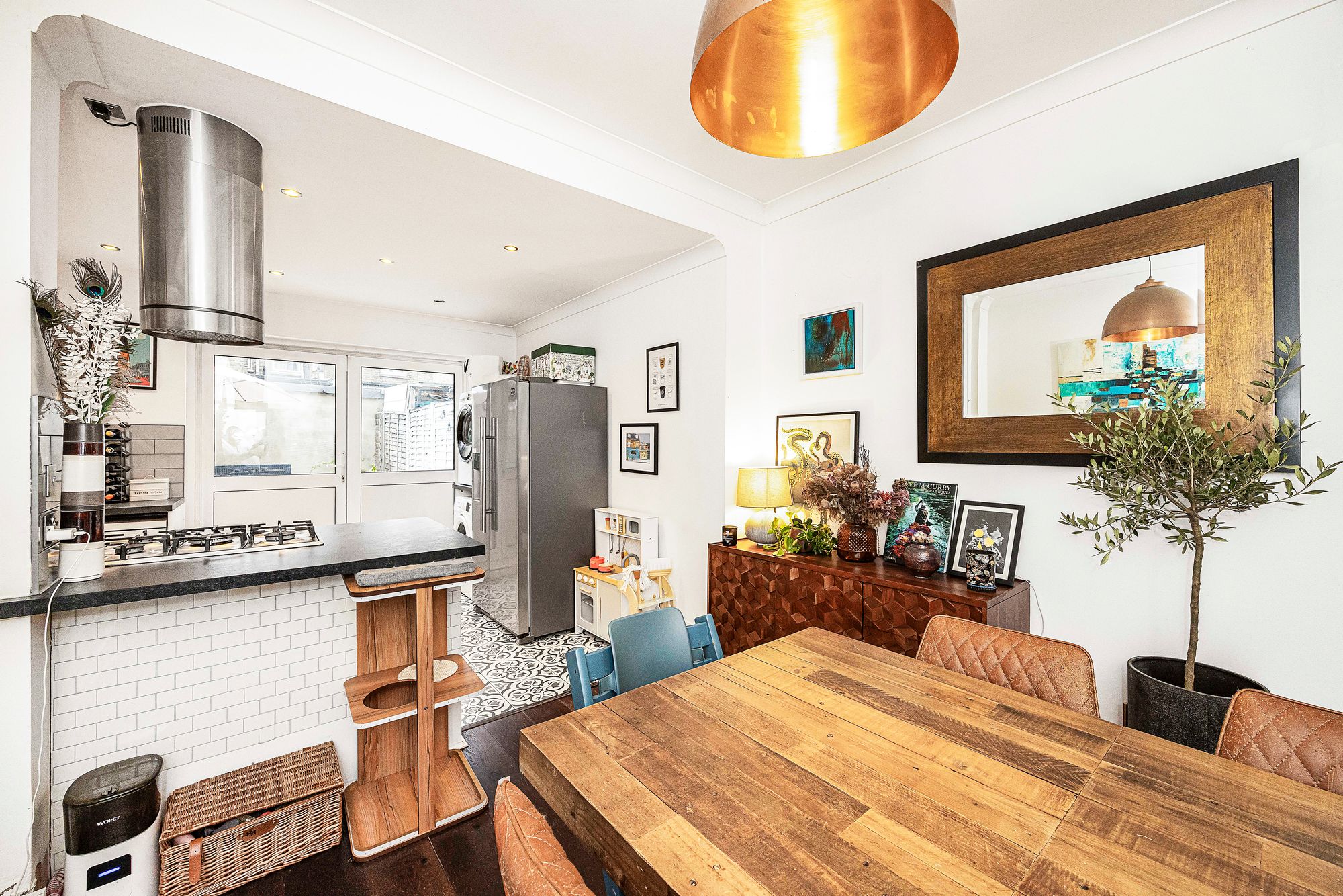 4 bed terraced house for sale in Belmont Park Road, London  - Property Image 5