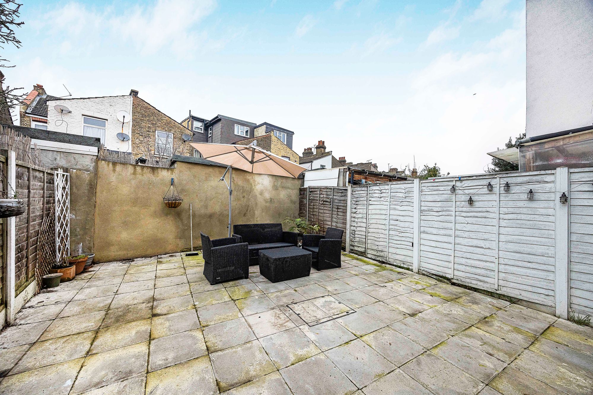 4 bed terraced house for sale in Belmont Park Road, London  - Property Image 21