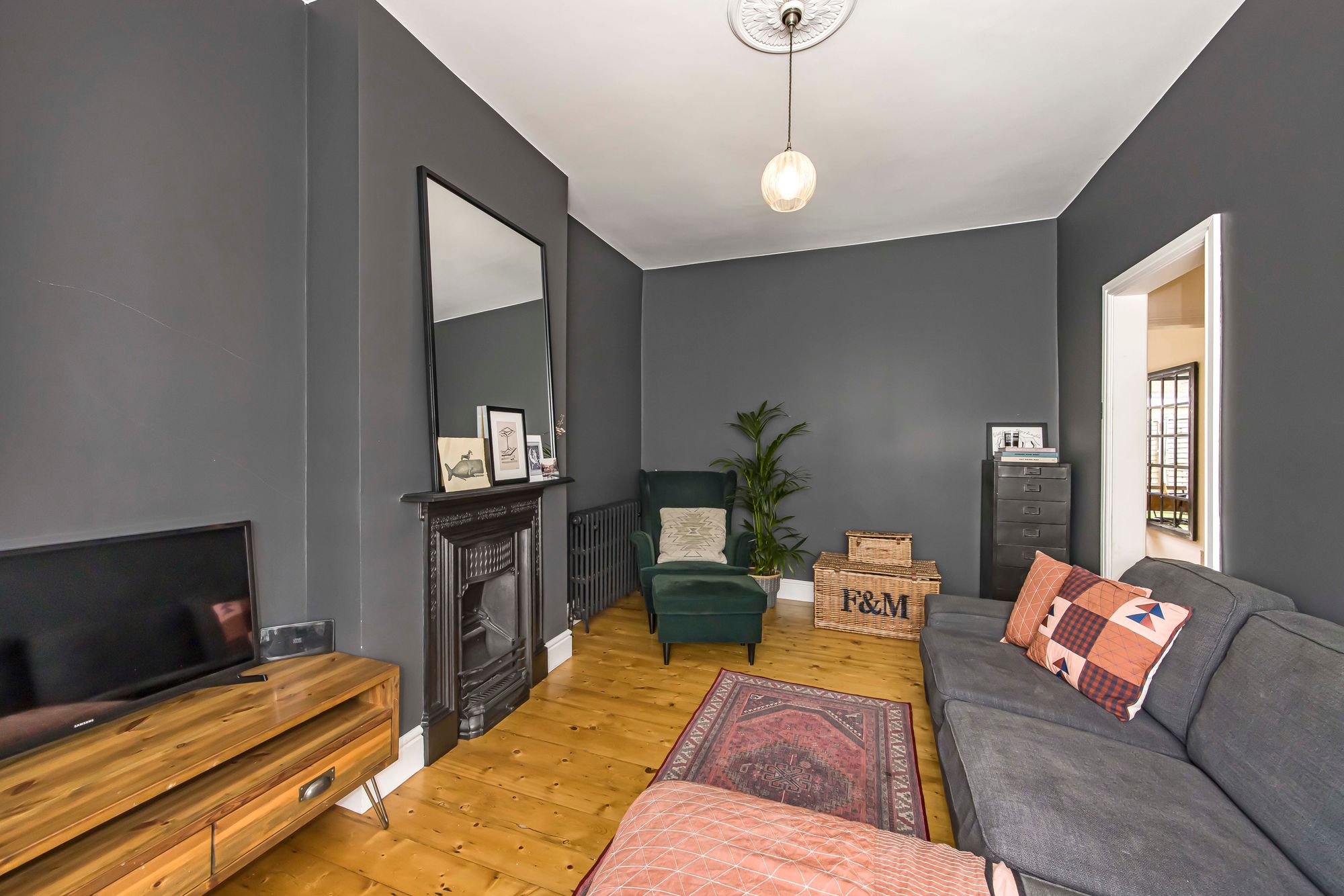 2 bed end of terrace house for sale in Morley Road, London  - Property Image 7