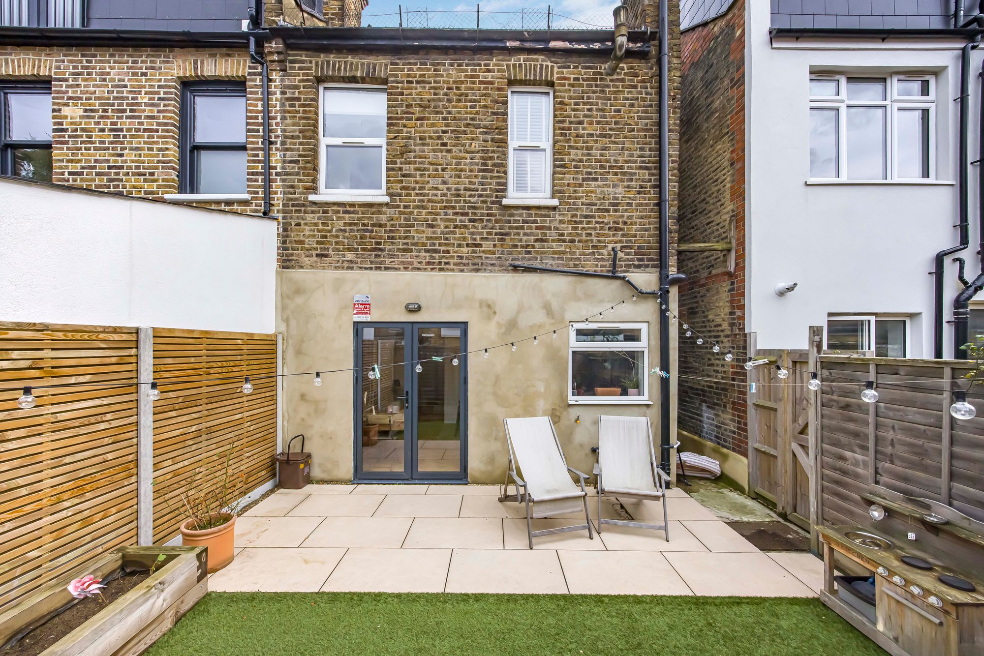 2 bed end of terrace house for sale in Morley Road, London  - Property Image 14