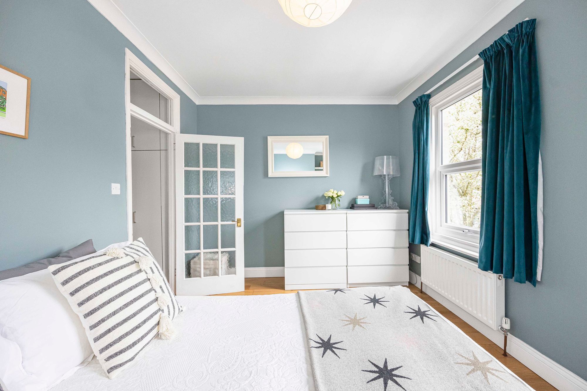 2 bed flat for sale in Leslie Road, Leytonstone, E11 4