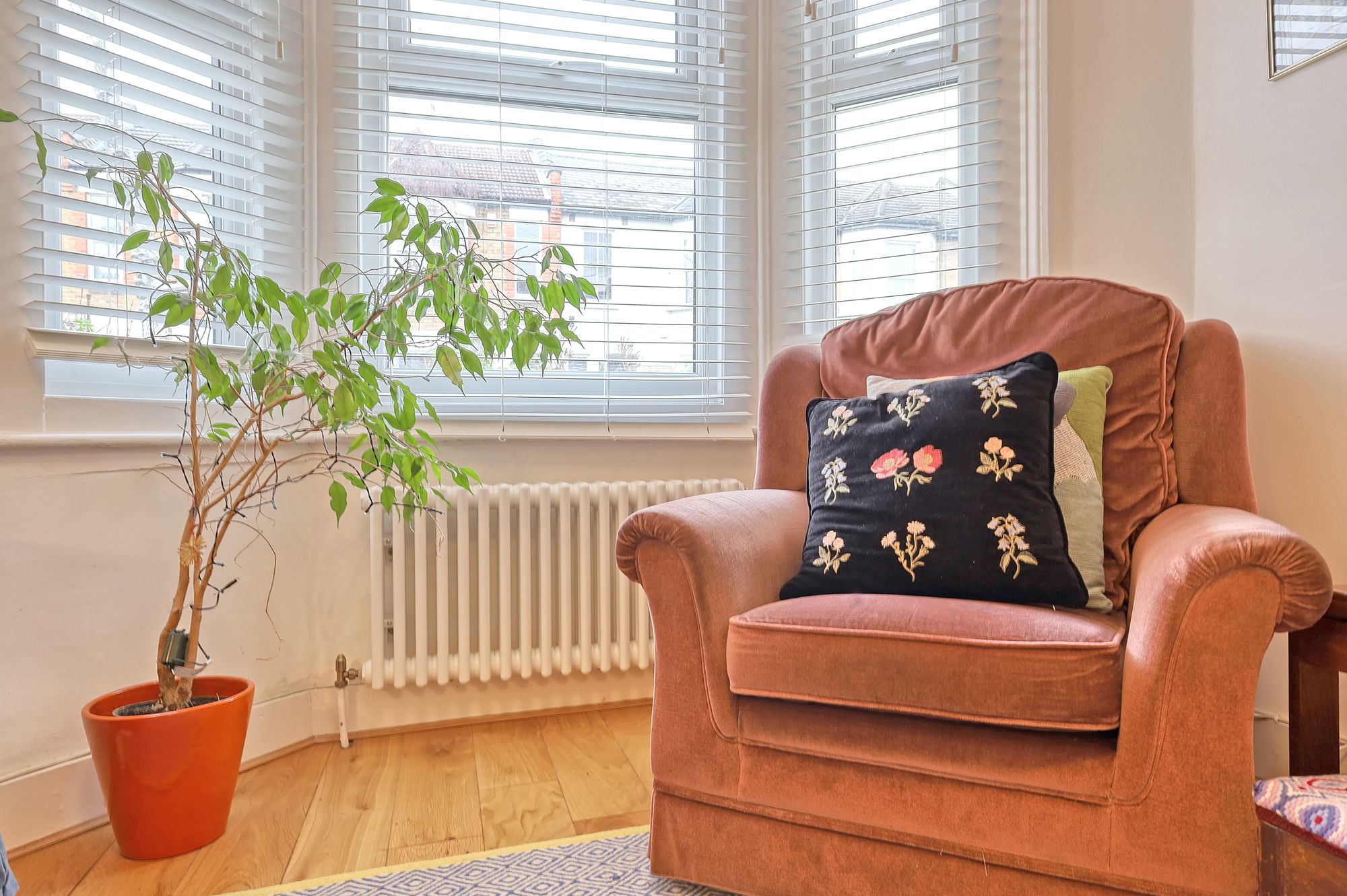 3 bed semi-detached house for sale in Scotts Road, London  - Property Image 5