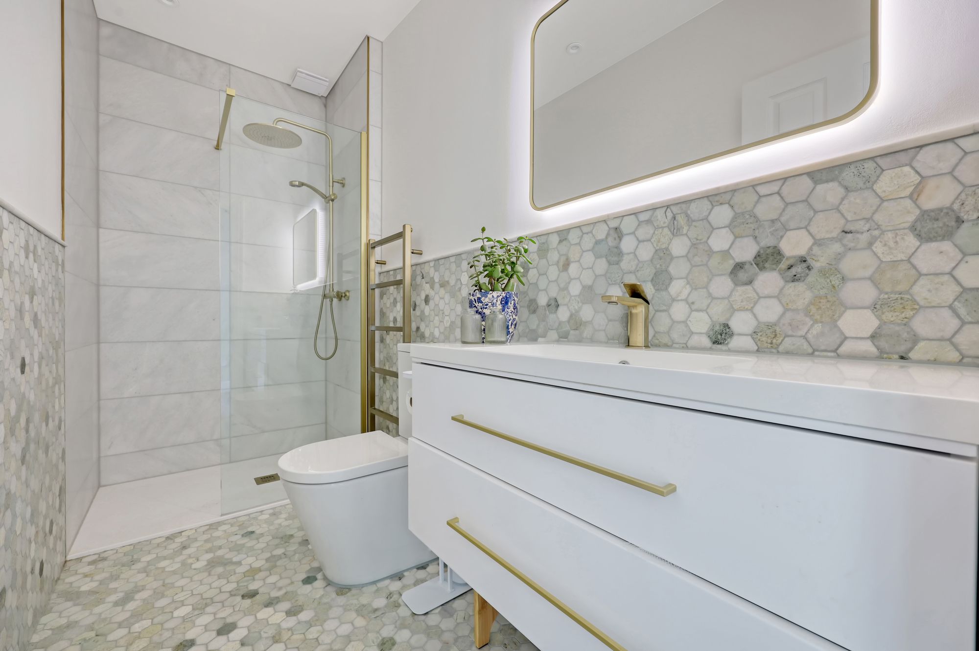 3 bed terraced house for sale in Adelaide Road, Leyton, E10  - Property Image 20