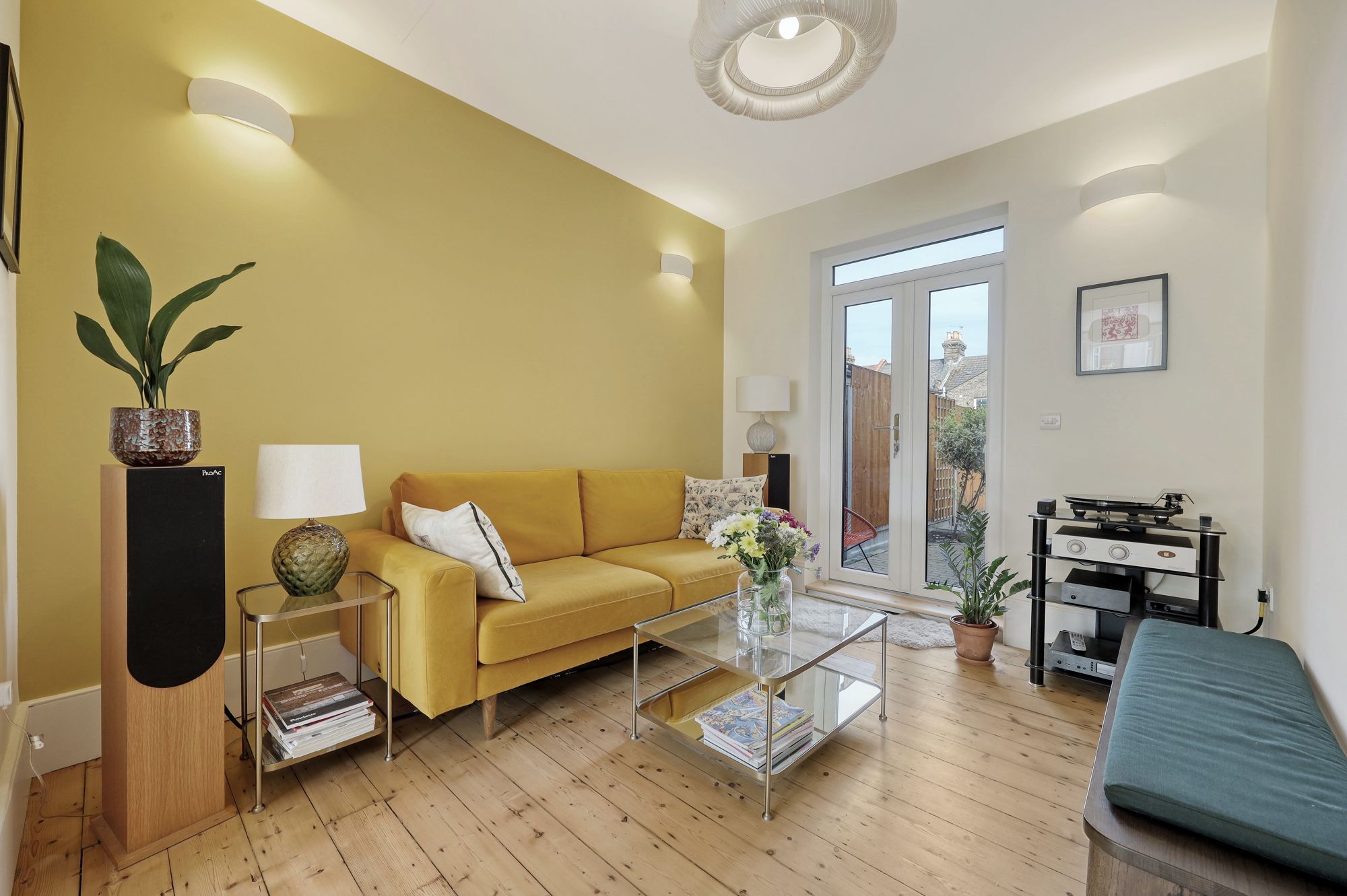 3 bed terraced house for sale in Adelaide Road, Leyton, E10  - Property Image 4