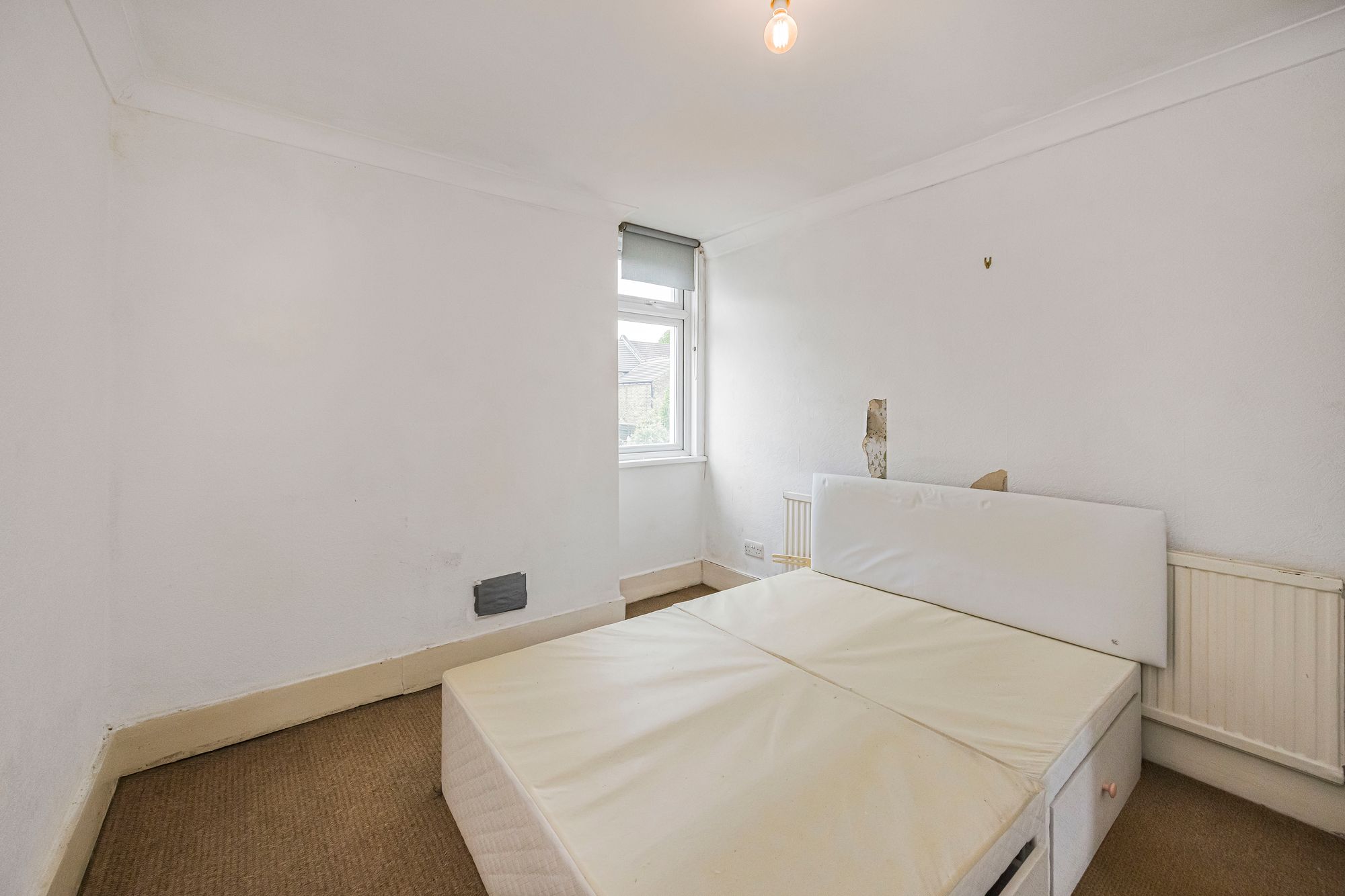3 bed mid-terraced house for sale in St. Georges Road, Leyton, E10  - Property Image 7