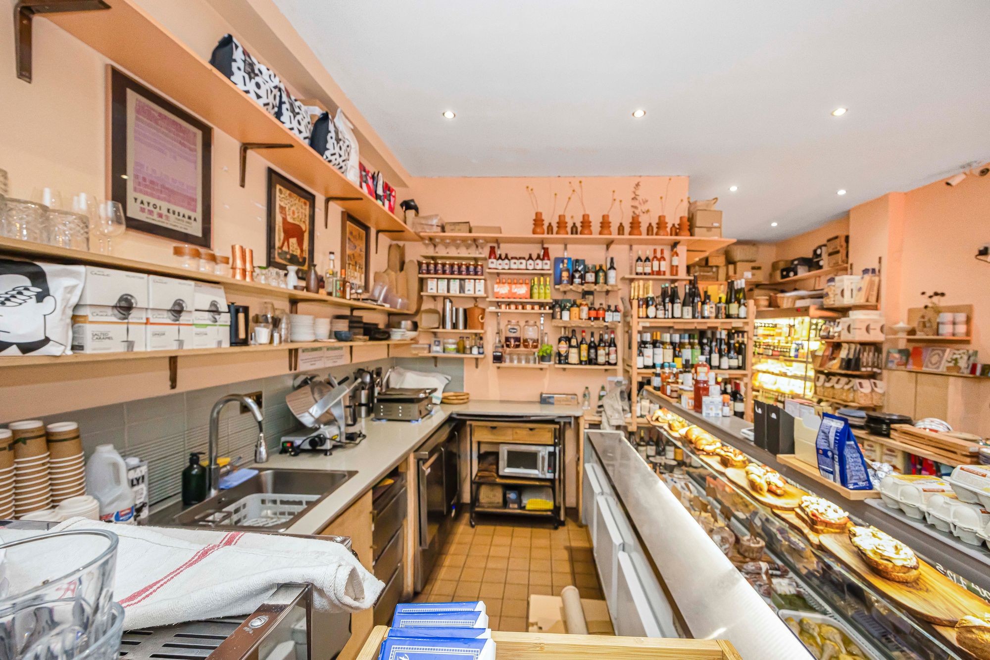 6 bed end of terrace house for sale in Lea Bridge Road, Leyton, E10  - Property Image 9