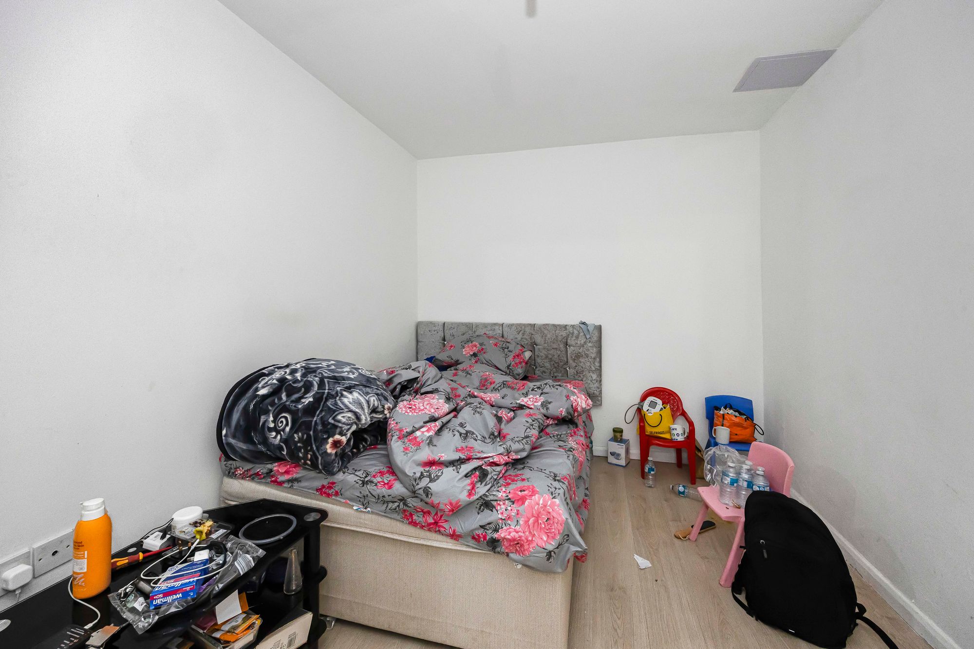 6 bed end of terrace house for sale in Lea Bridge Road, Leyton, E10 25