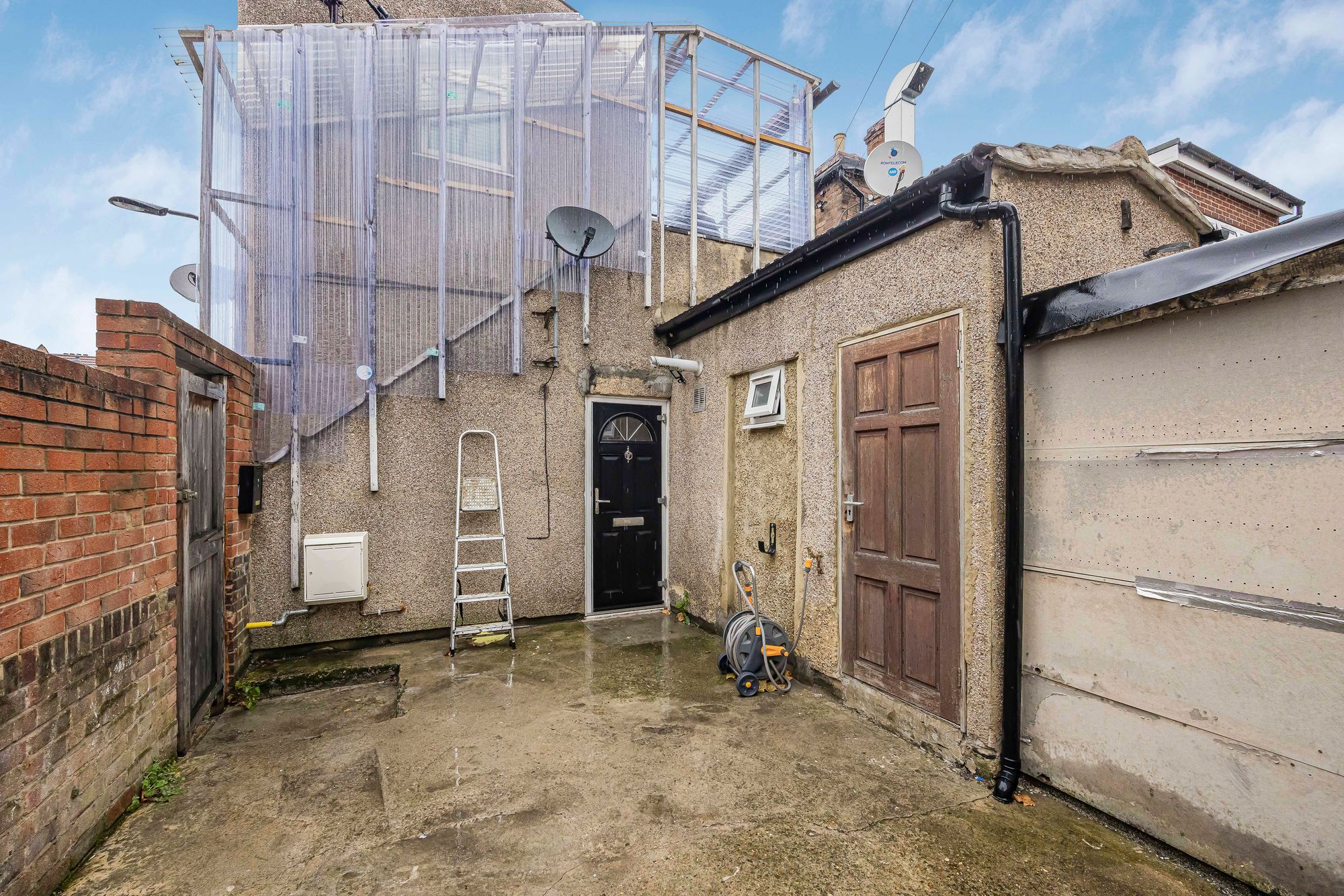 6 bed end of terrace house for sale in Lea Bridge Road, Leyton, E10  - Property Image 28