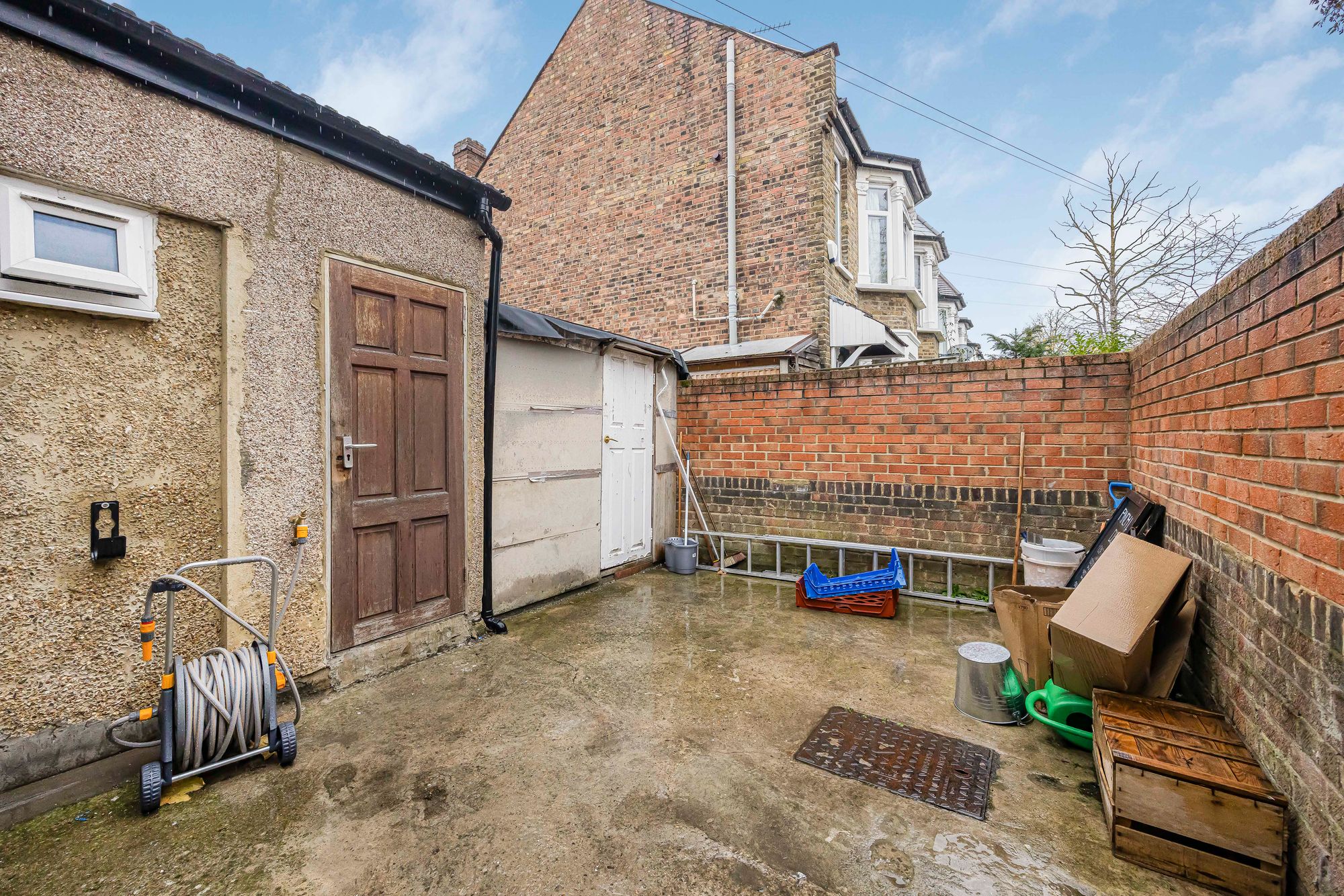 6 bed end of terrace house for sale in Lea Bridge Road, Leyton, E10  - Property Image 29
