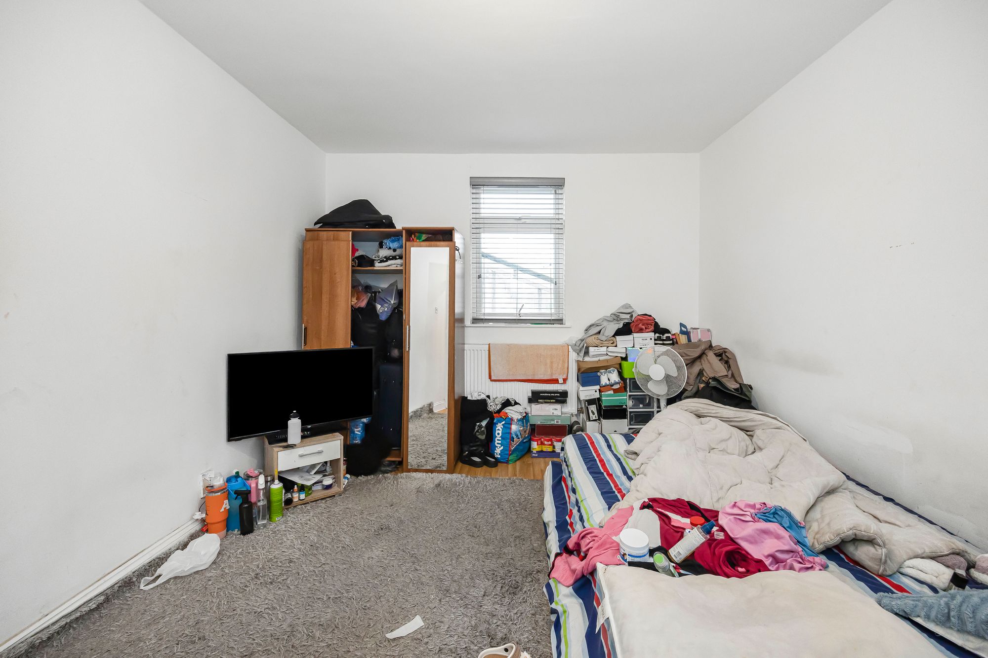 6 bed end of terrace house for sale in Lea Bridge Road, Leyton, E10  - Property Image 37