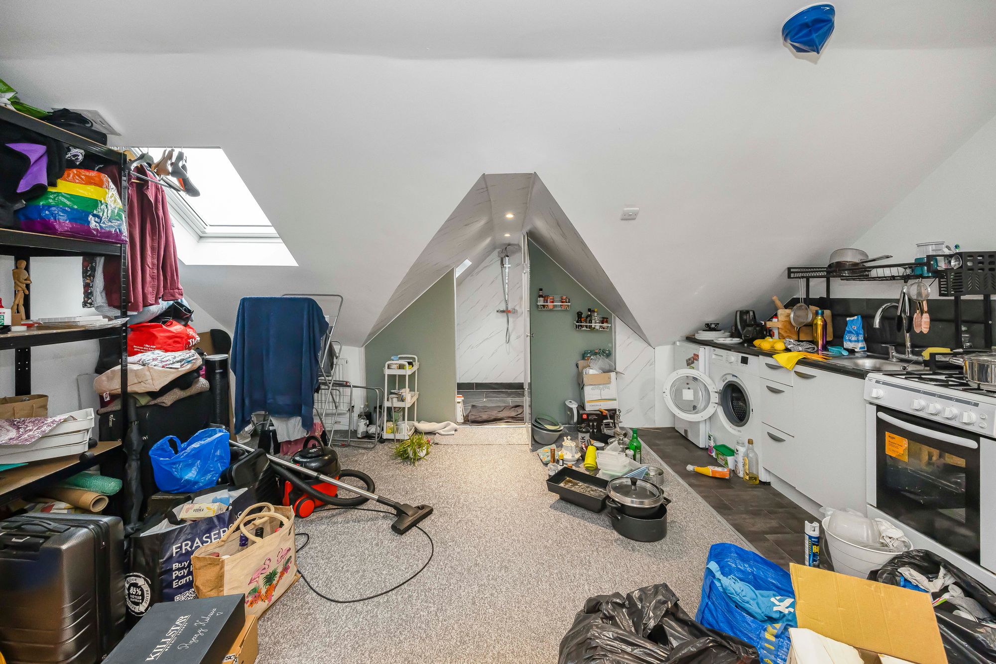 6 bed end of terrace house for sale in Lea Bridge Road, Leyton, E10  - Property Image 45