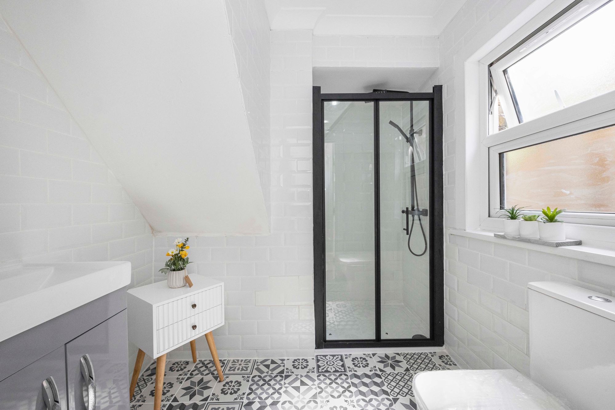 2 bed flat for sale in Twickenham Road, Leytonstone, E11  - Property Image 6